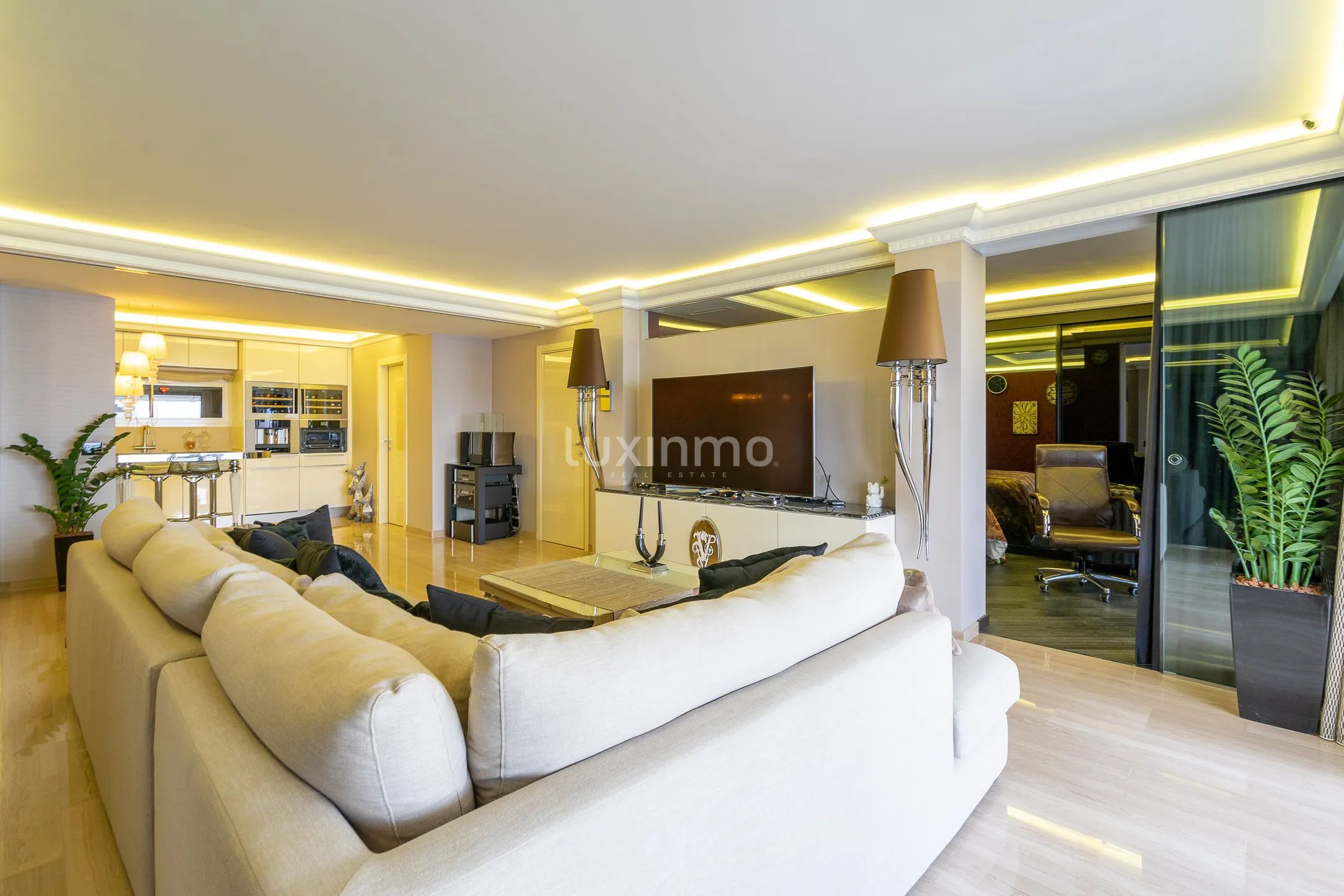 Stunning 3-bedroom flat with sea and mountain views in Altea Hills — photo 10