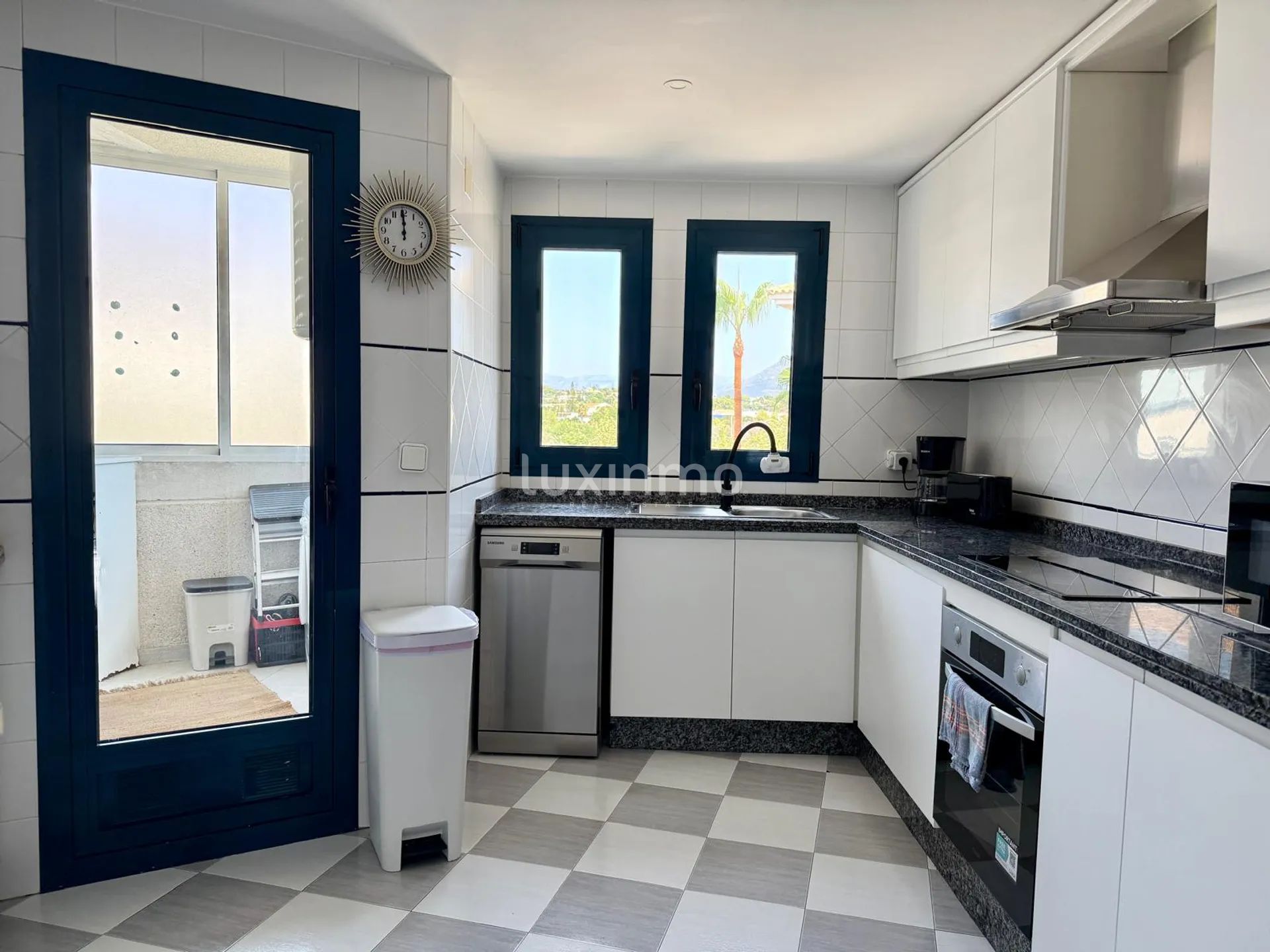 Urocze mieszkanie z 3 sypialniami w L'Albir — photo 6