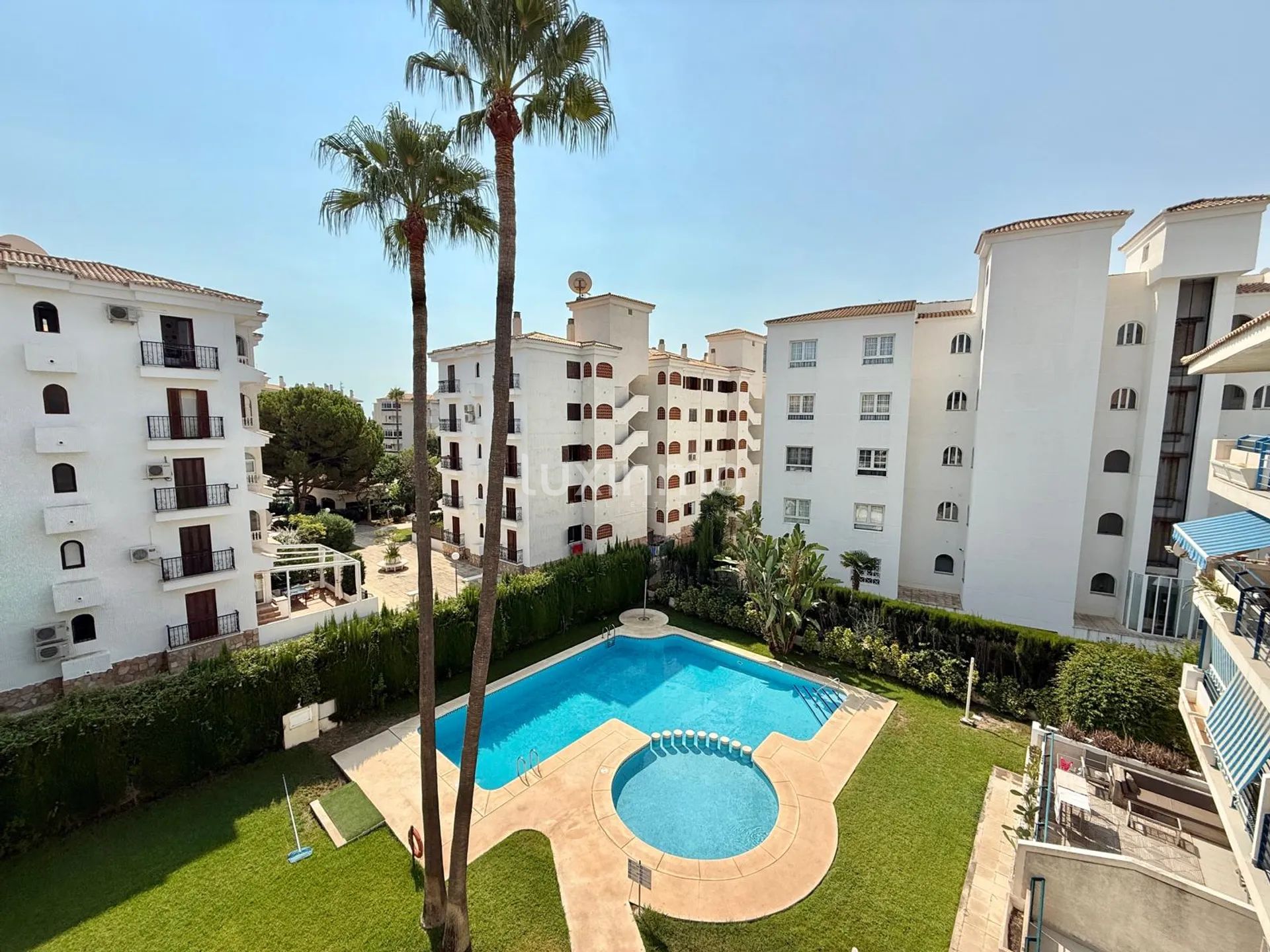 Urocze mieszkanie z 3 sypialniami w L'Albir — photo 1