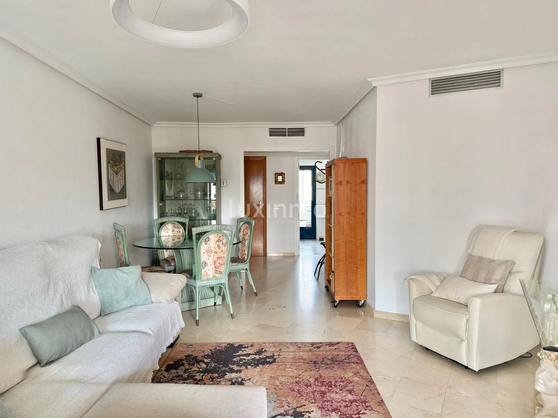 Urocze mieszkanie z 3 sypialniami w L'Albir — photo 3