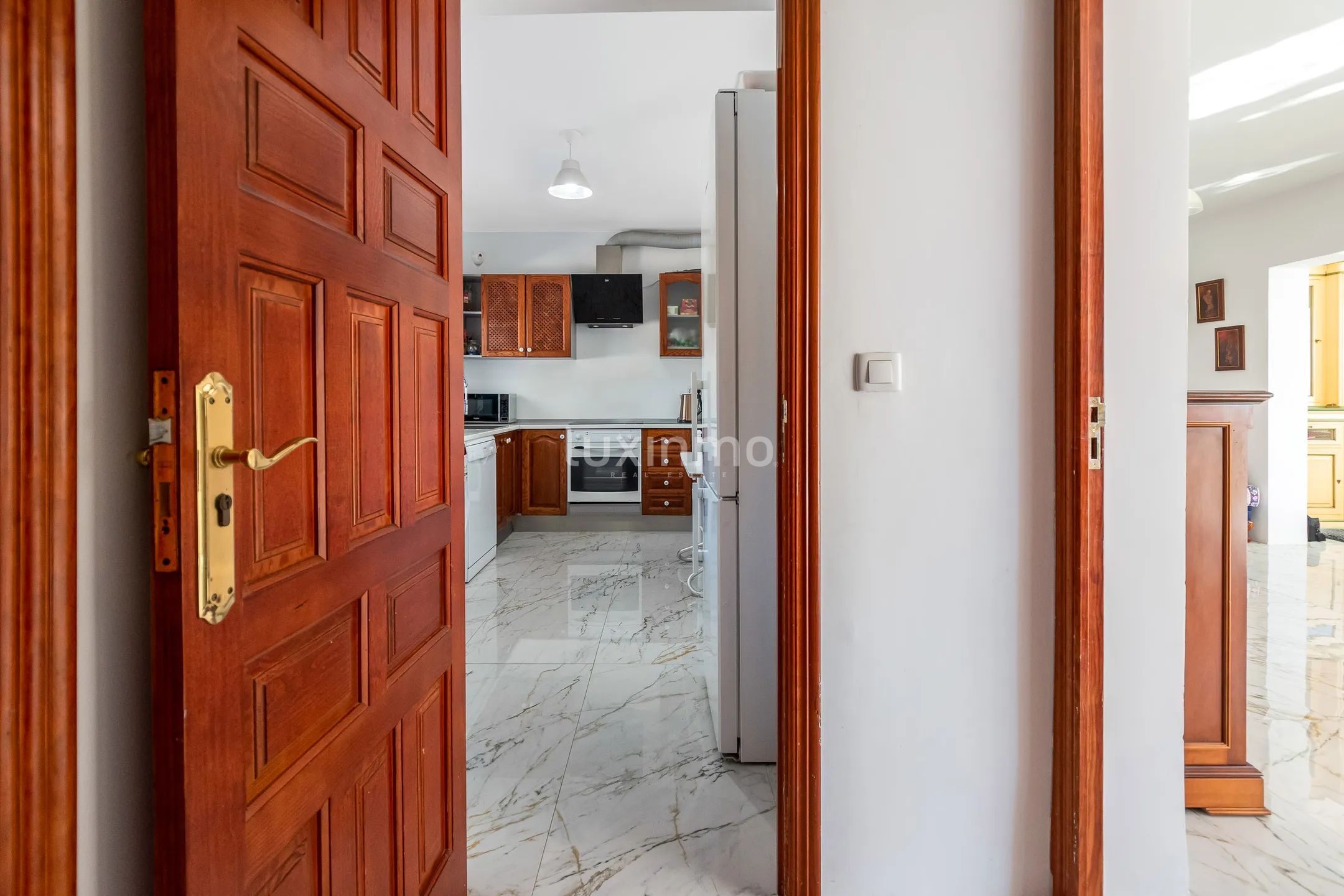 Modernes freistehendes Haus mit privatem Pool in Pueblo Acantilado, El Campello — photo 9