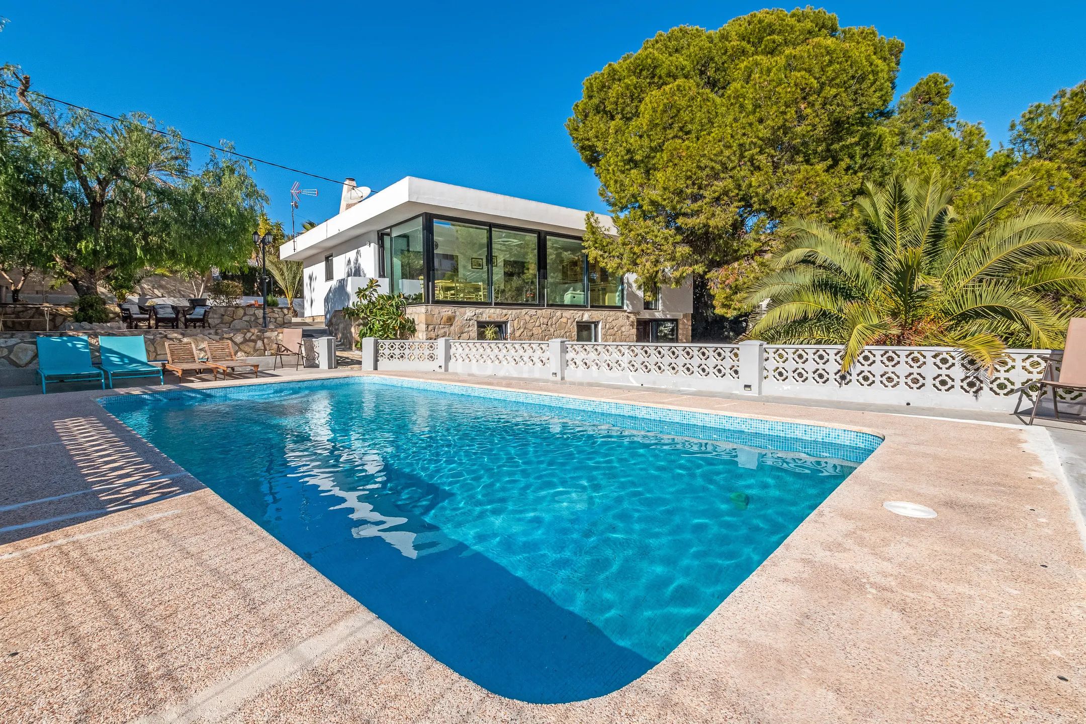 Moderne vrijstaande woning met privé zwembad in Pueblo Acantilado, El Campello — photo 1
