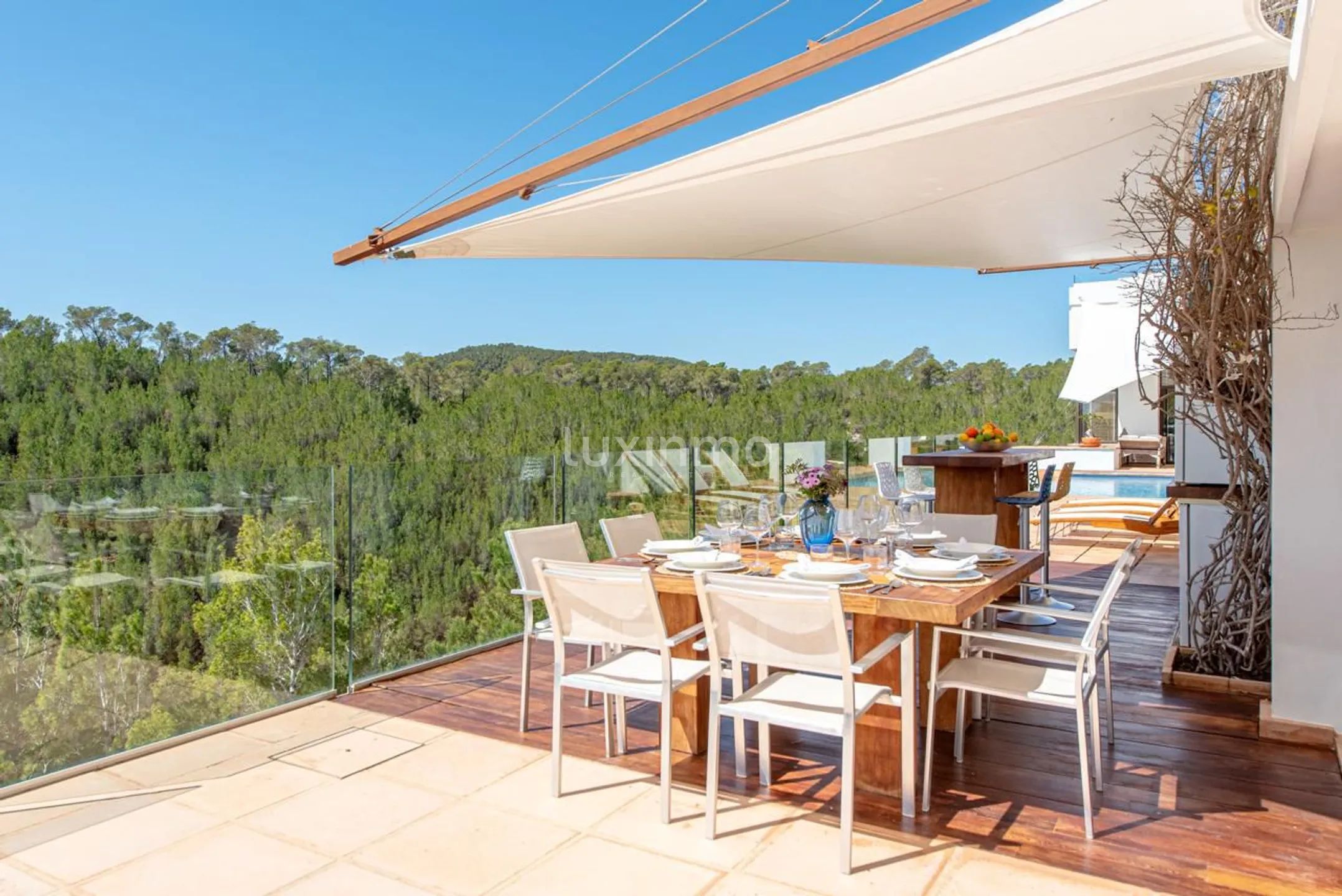 Spektakularna willa w wyjątkowej lokalizacji na Ibizie z panoramicznym widokiem na morze — photo 37