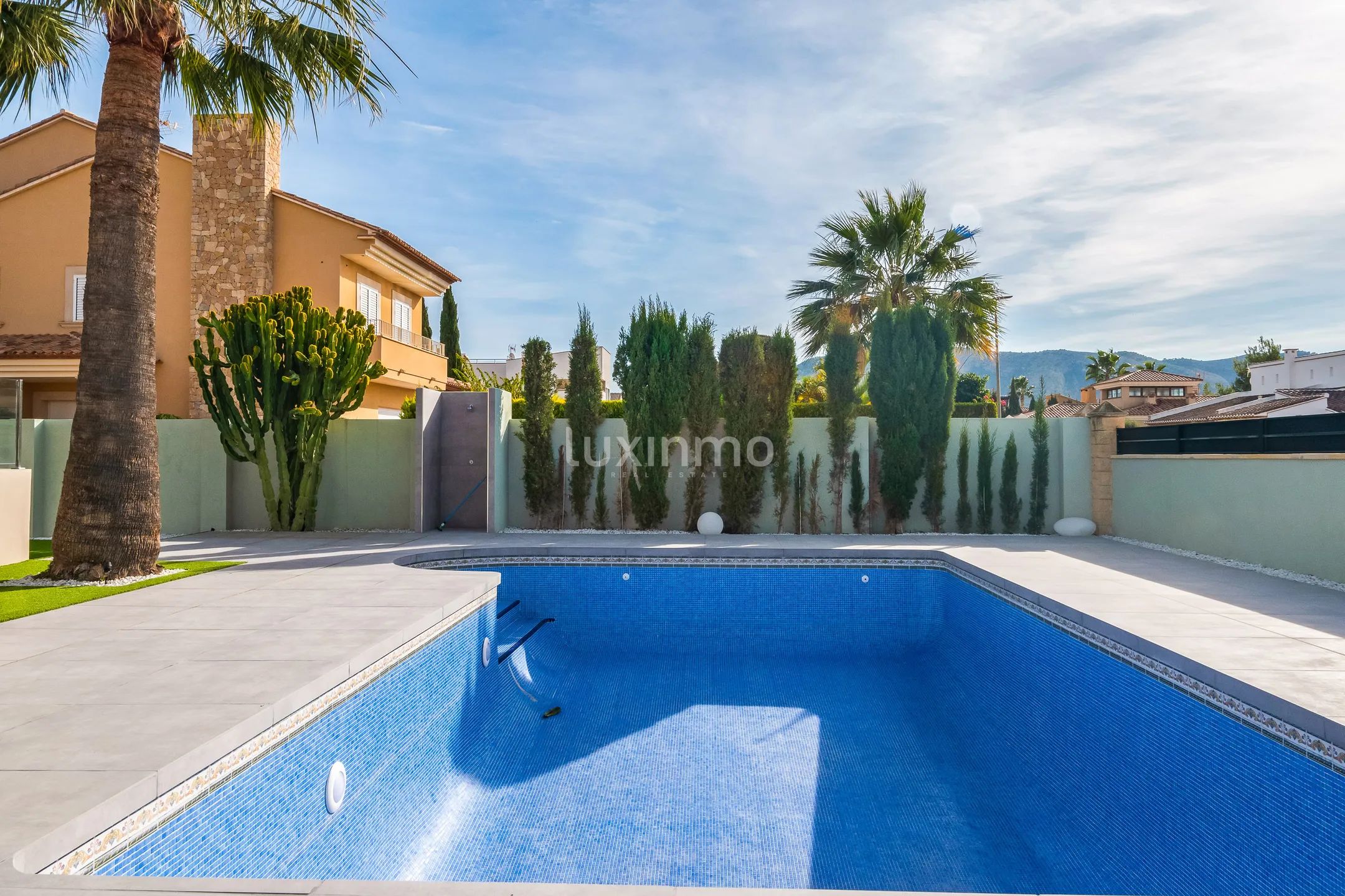 Stunning refurbished villa for sale in Alfaz del Pi — photo 33