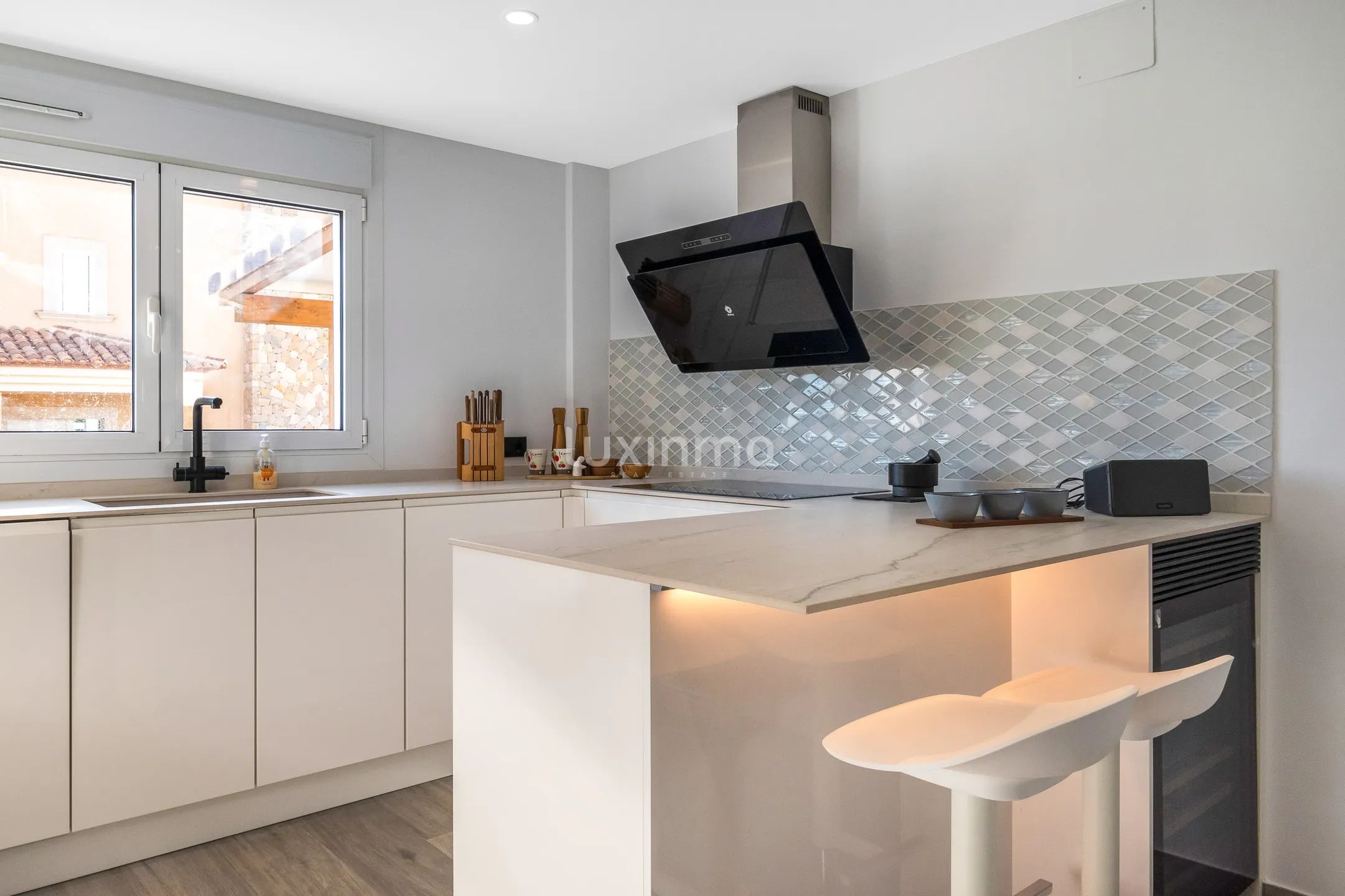 Stunning refurbished villa for sale in Alfaz del Pi — photo 6