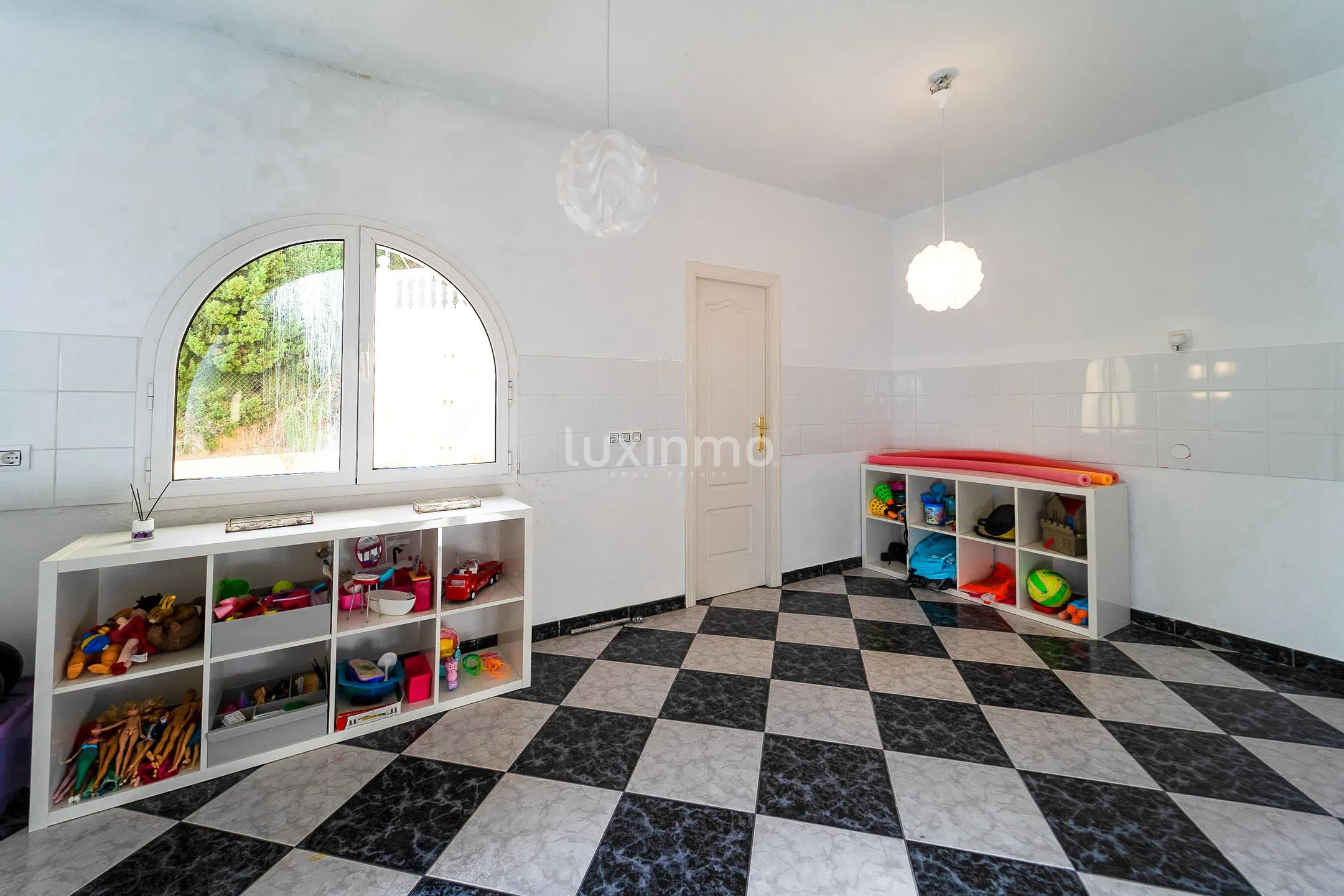 Stunning mediterranean style villa with sea views in Calpe — photo 24