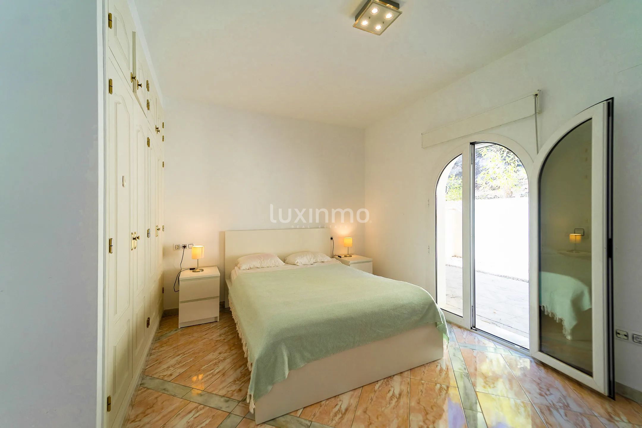 Stunning mediterranean style villa with sea views in Calpe — photo 16