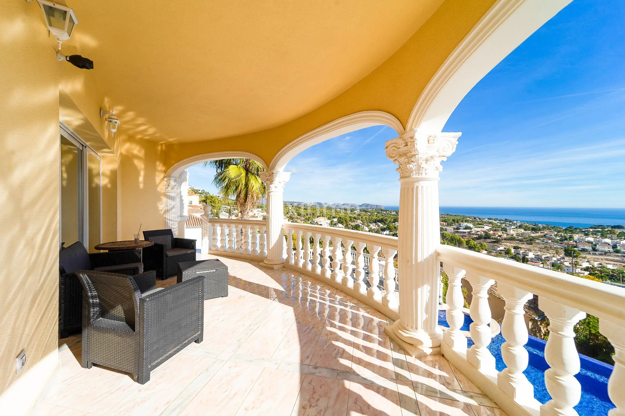 Impresionante villa de estilo mediterráneo con vistas al mar en Calpe — photo 20