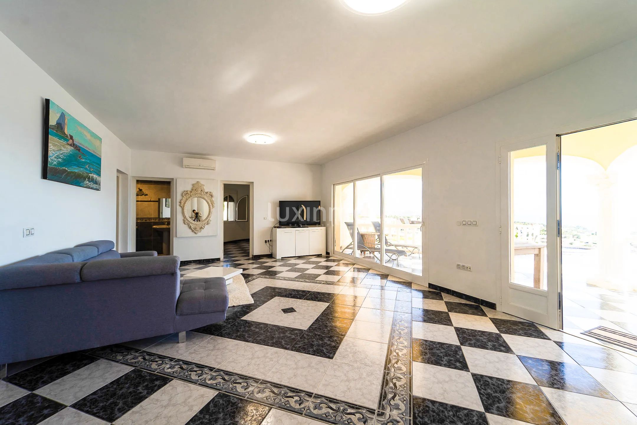 Stunning mediterranean style villa with sea views in Calpe — photo 22