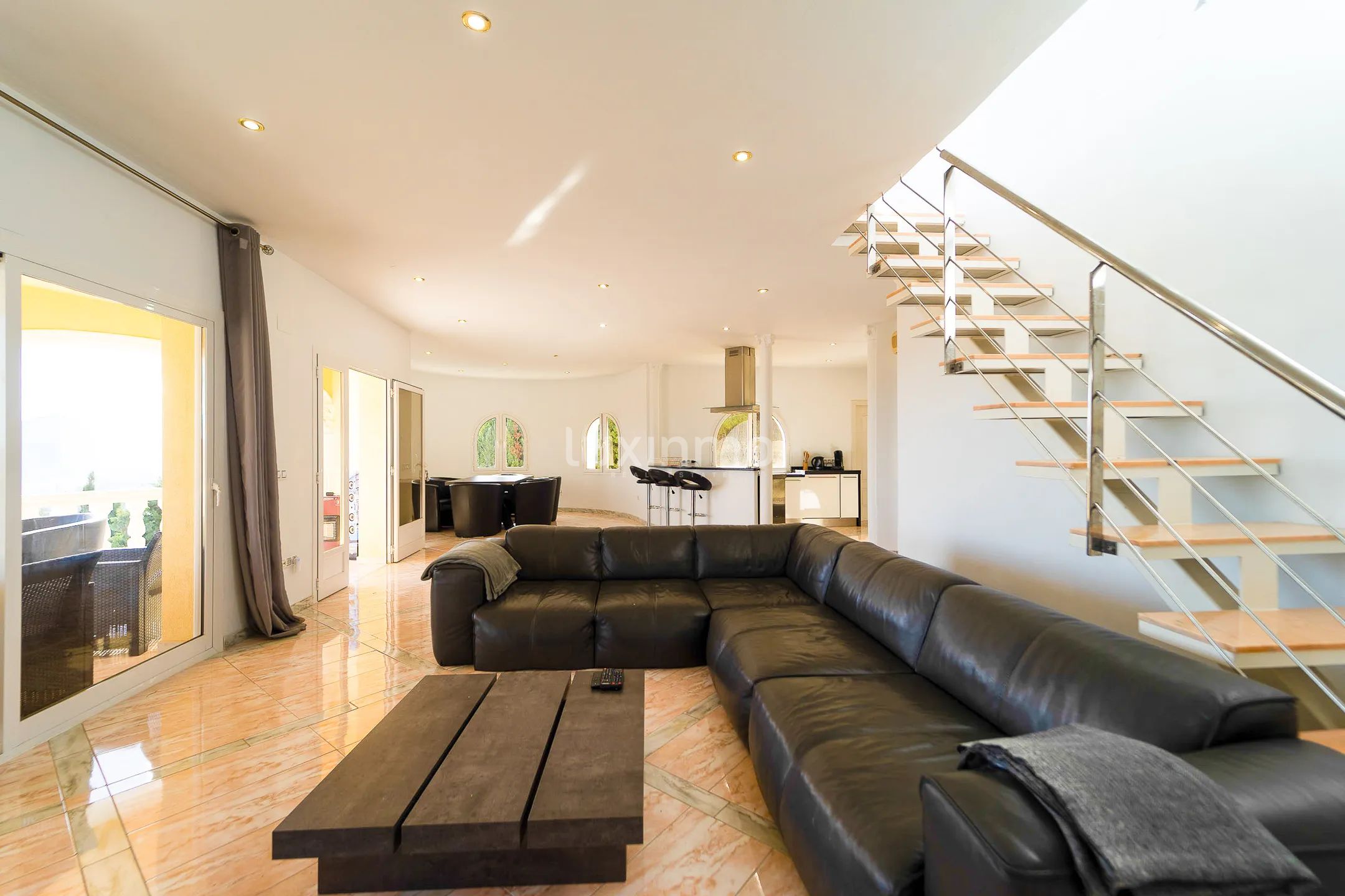 Impresionante villa de estilo mediterráneo con vistas al mar en Calpe — photo 11