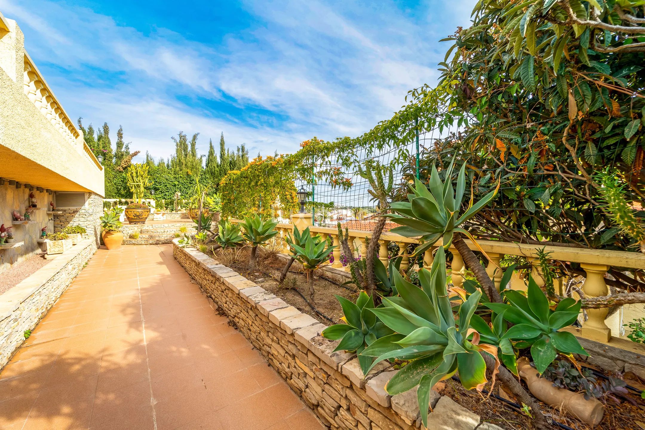 Se alquila chalet colonial con vistas al mar en Calpe — photo 11