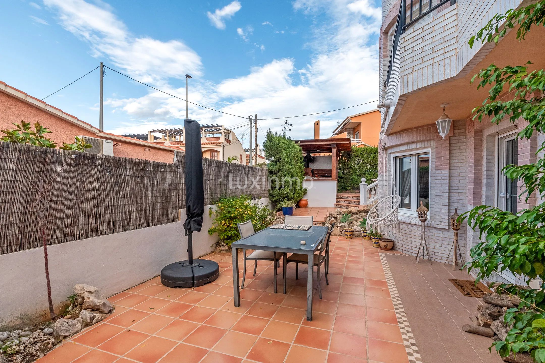 Charmigt parhus till salu i Albir — photo 13