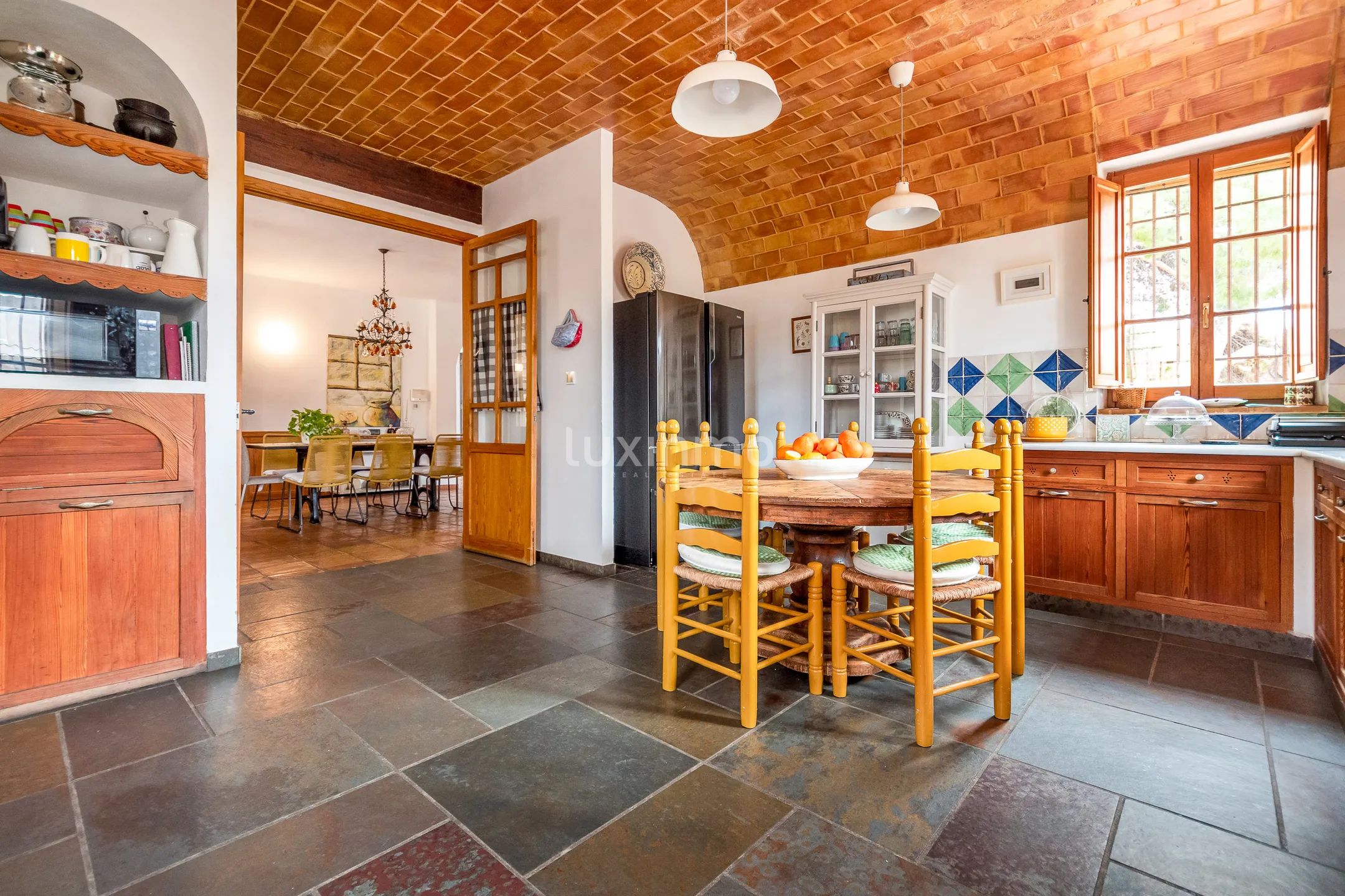 Finca reformada con casa de invitados y piscina en Mutxamel — photo 11