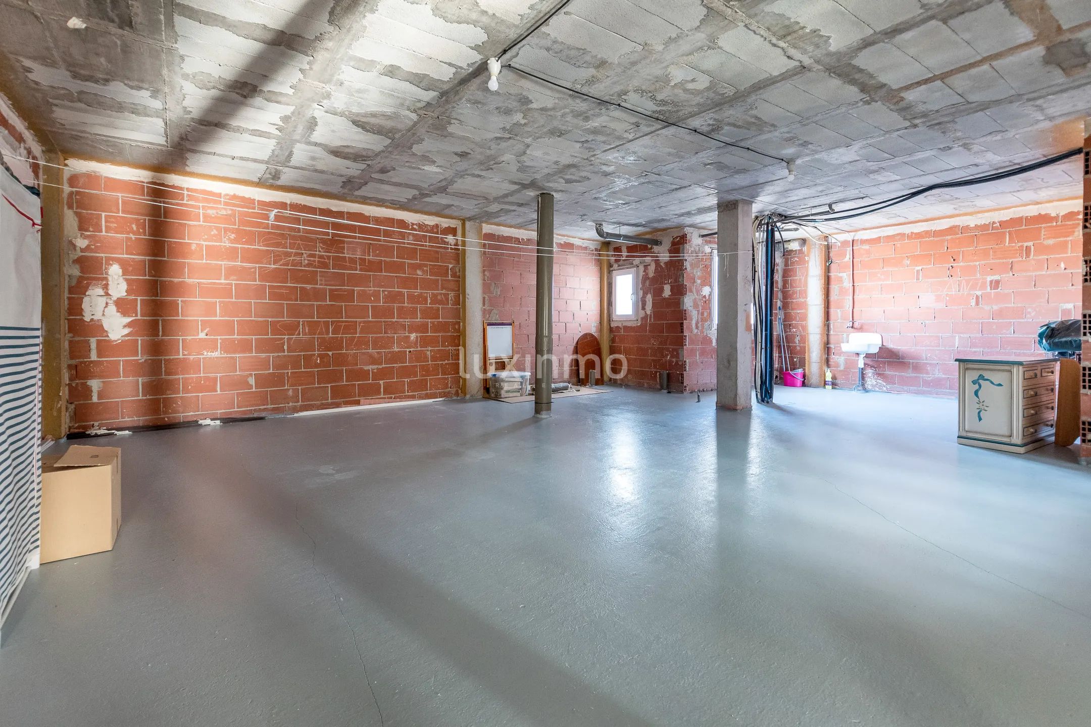 Luxuriöse Doppelhaushälfte in Mutxamel Centre mit atemberaubender Ausstattung — photo 47