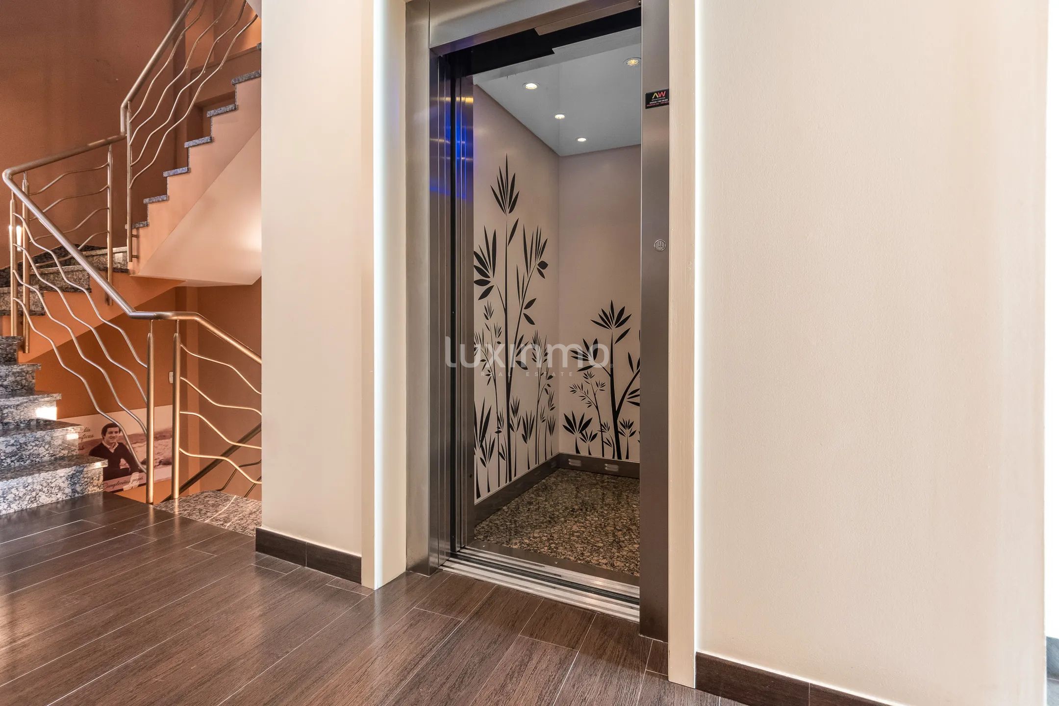 Luxuriöse Doppelhaushälfte in Mutxamel Centre mit atemberaubender Ausstattung — photo 30