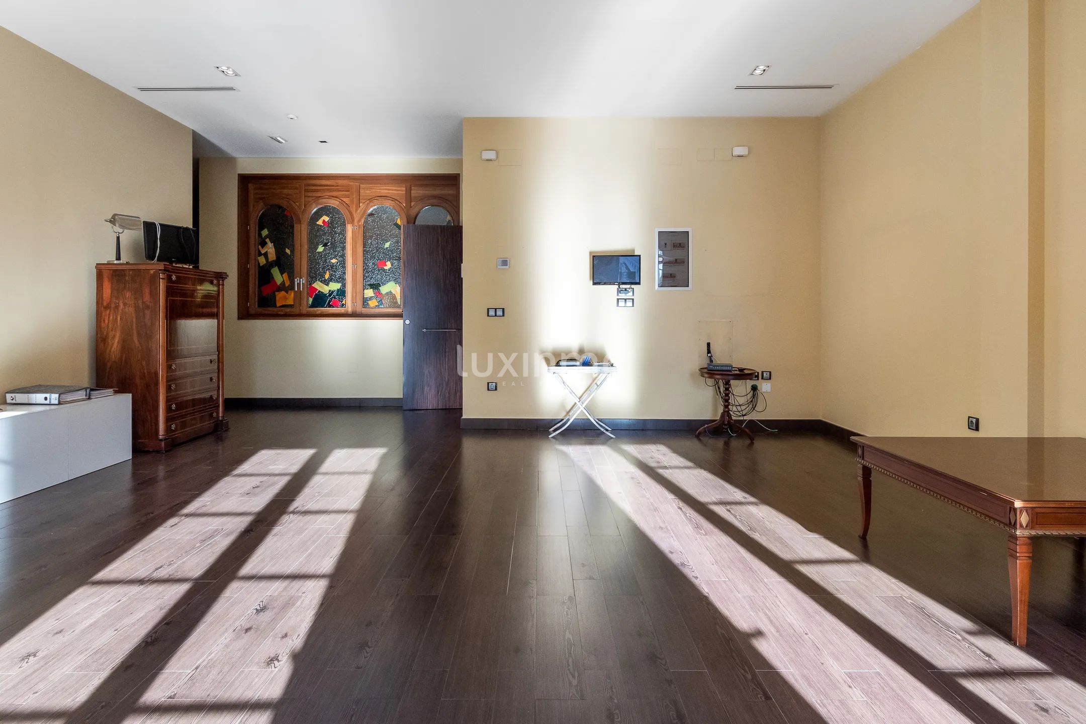 Luxuriöse Doppelhaushälfte in Mutxamel Centre mit atemberaubender Ausstattung — photo 19