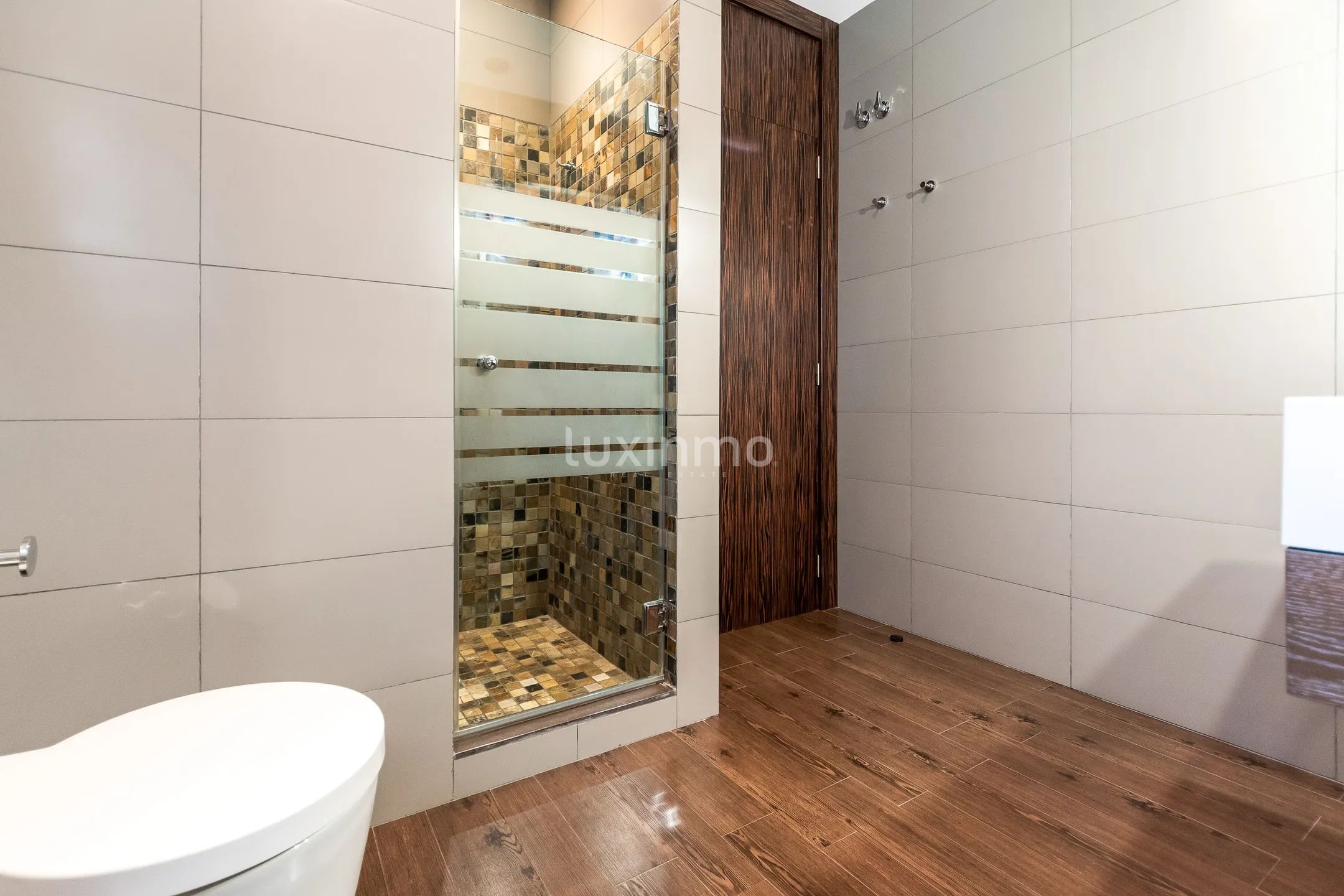 Luxuriöse Doppelhaushälfte in Mutxamel Centre mit atemberaubender Ausstattung — photo 37