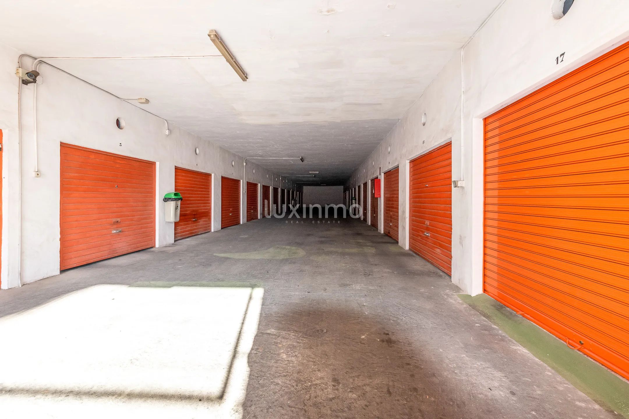 Refurbished penthouse with stunning harbour and sea views in El Campello — photo 25