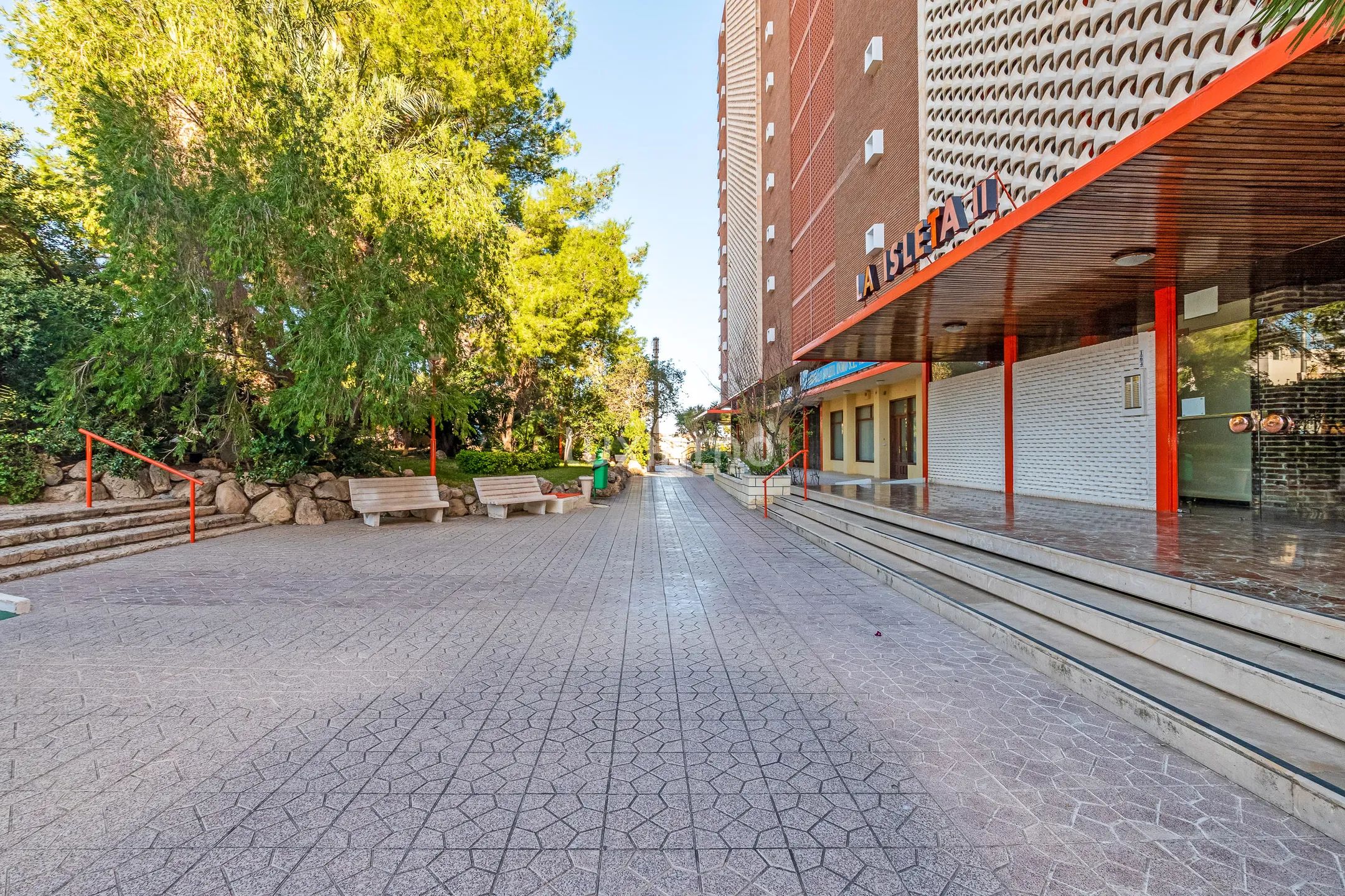 Renoverad takvåning med fantastisk utsikt över hamnen och havet i El Campello — photo 30