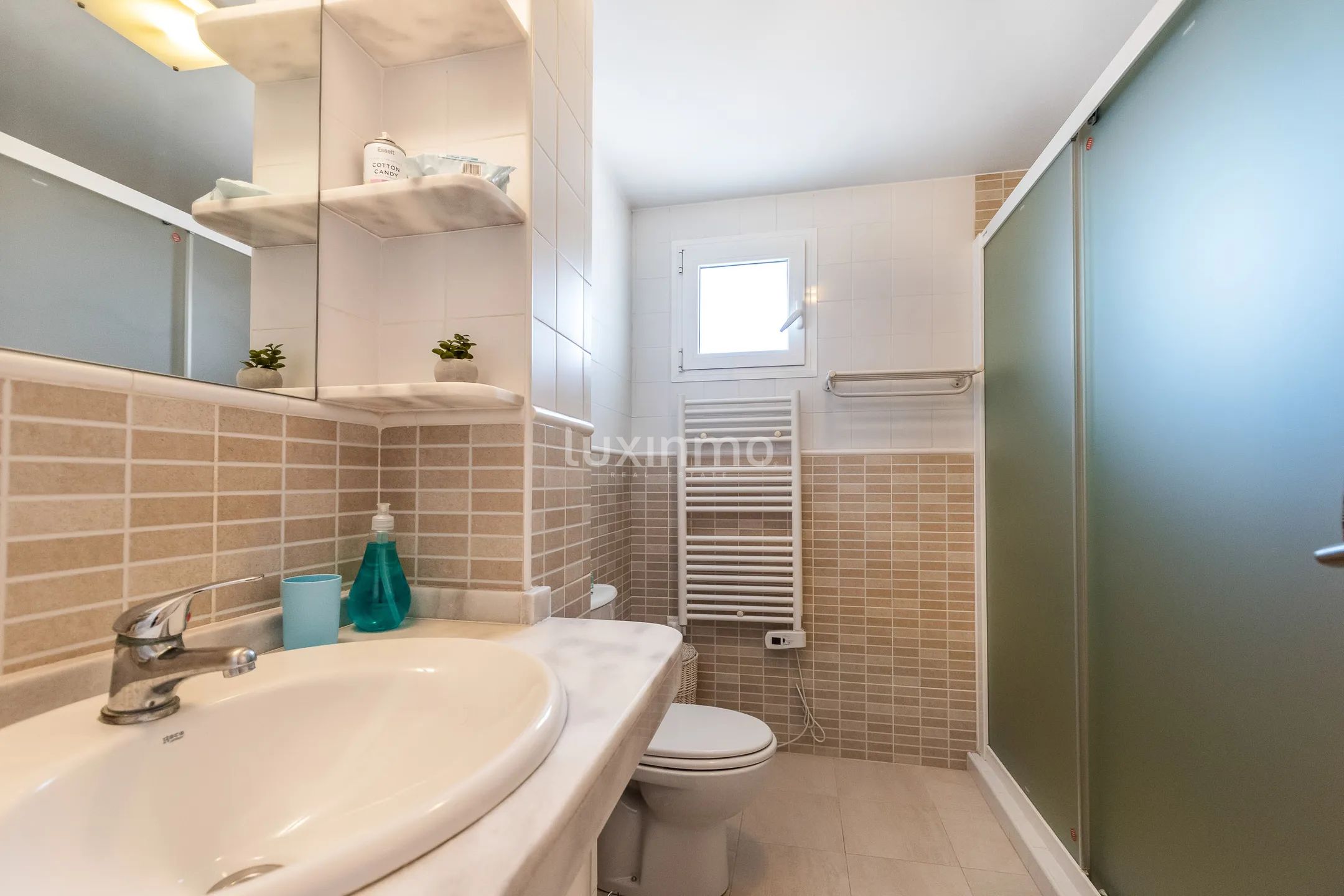 Refurbished penthouse with stunning harbour and sea views in El Campello — photo 19