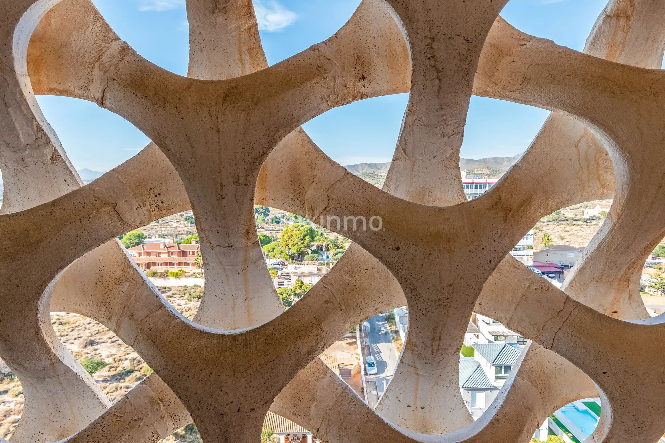 Renoverad takvåning med fantastisk utsikt över hamnen och havet i El Campello — photo 29