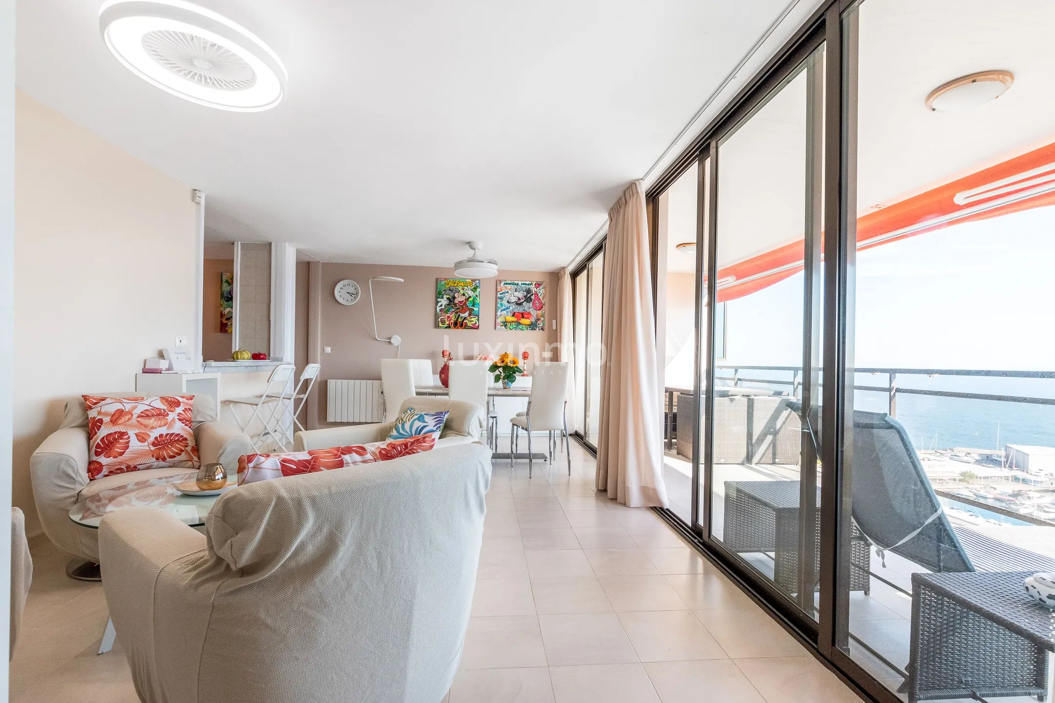 Renoverad takvåning med fantastisk utsikt över hamnen och havet i El Campello — photo 3
