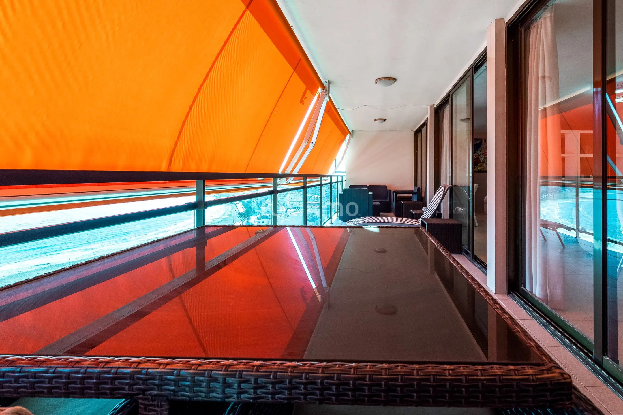 Refurbished penthouse with stunning harbour and sea views in El Campello — photo 23