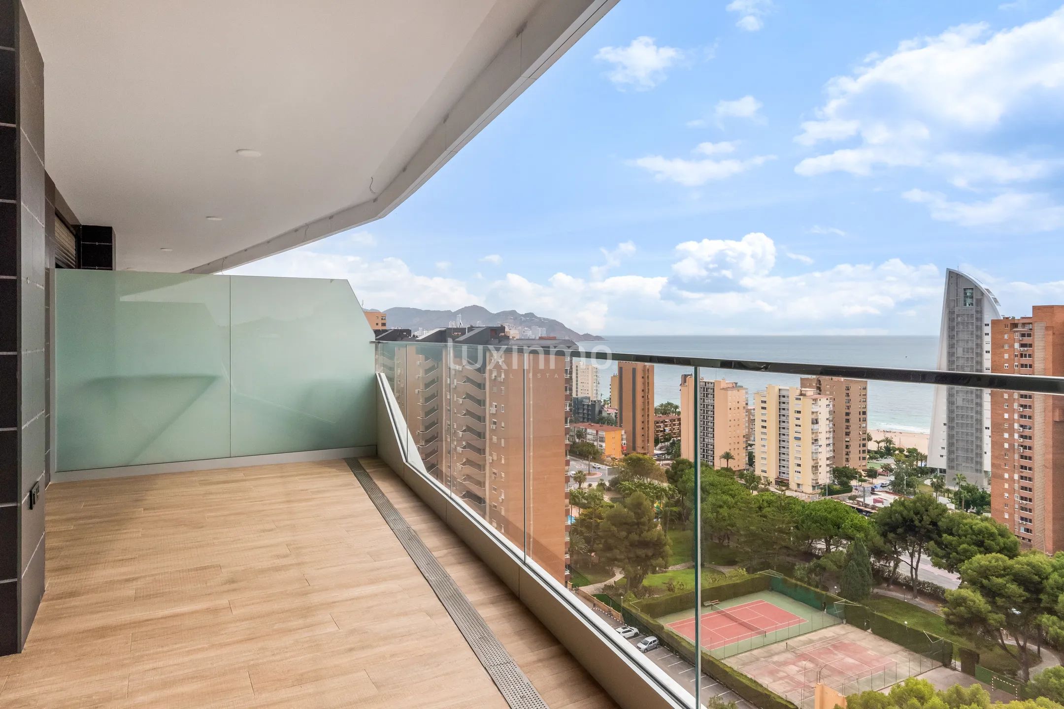 Prachtig appartement met uitzicht op zee te koop in Benidorm — photo 12
