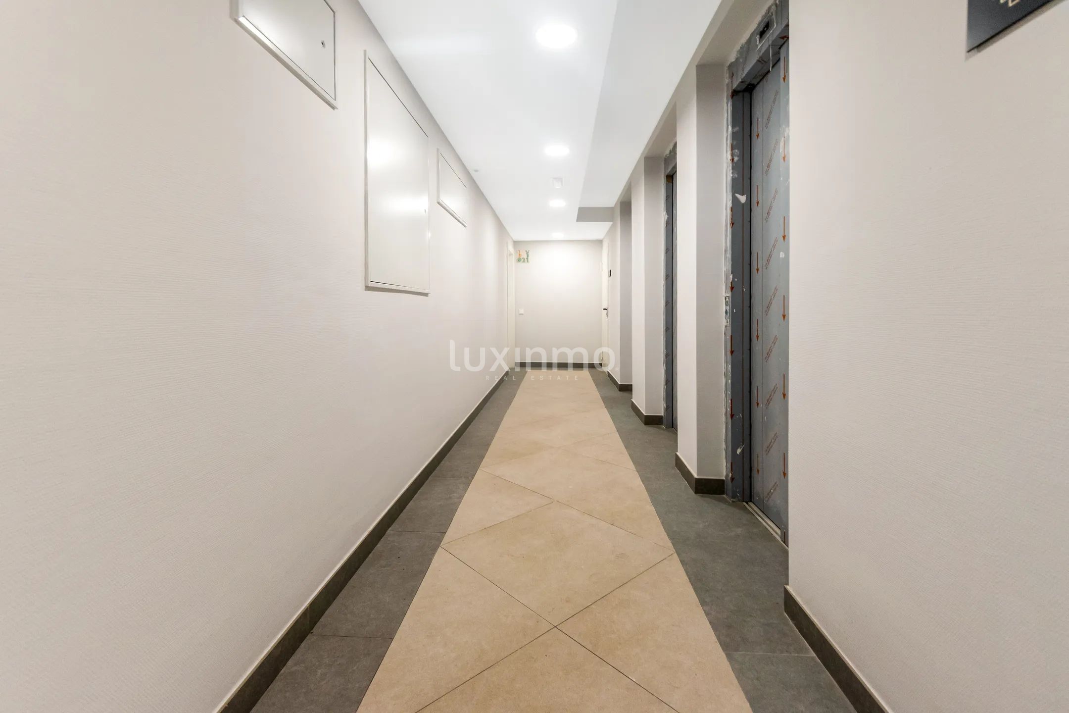 Prachtig appartement met uitzicht op zee te koop in Benidorm — photo 14