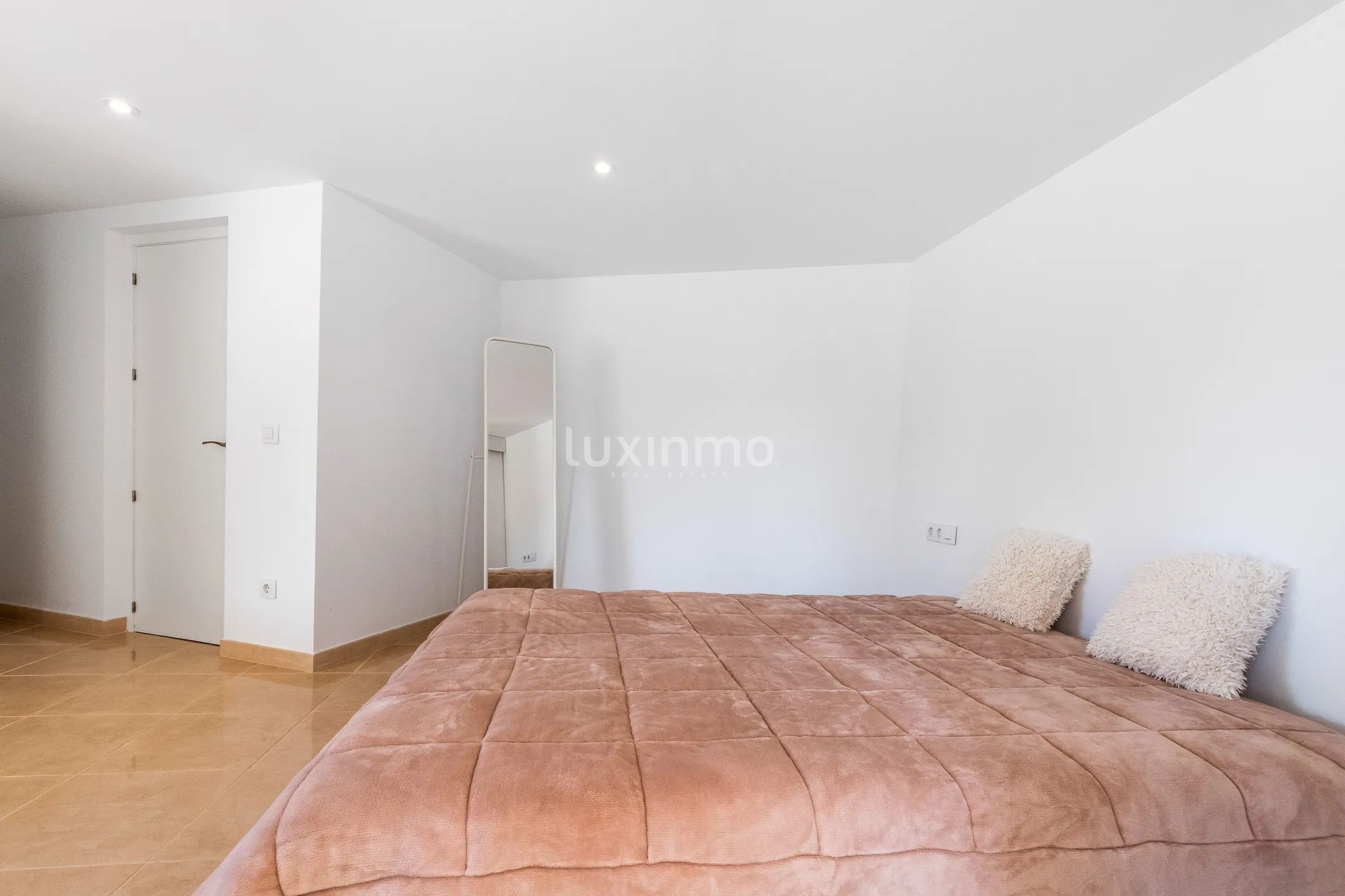 Finca en Muchamiel con huerto de olivos en venta — photo 15