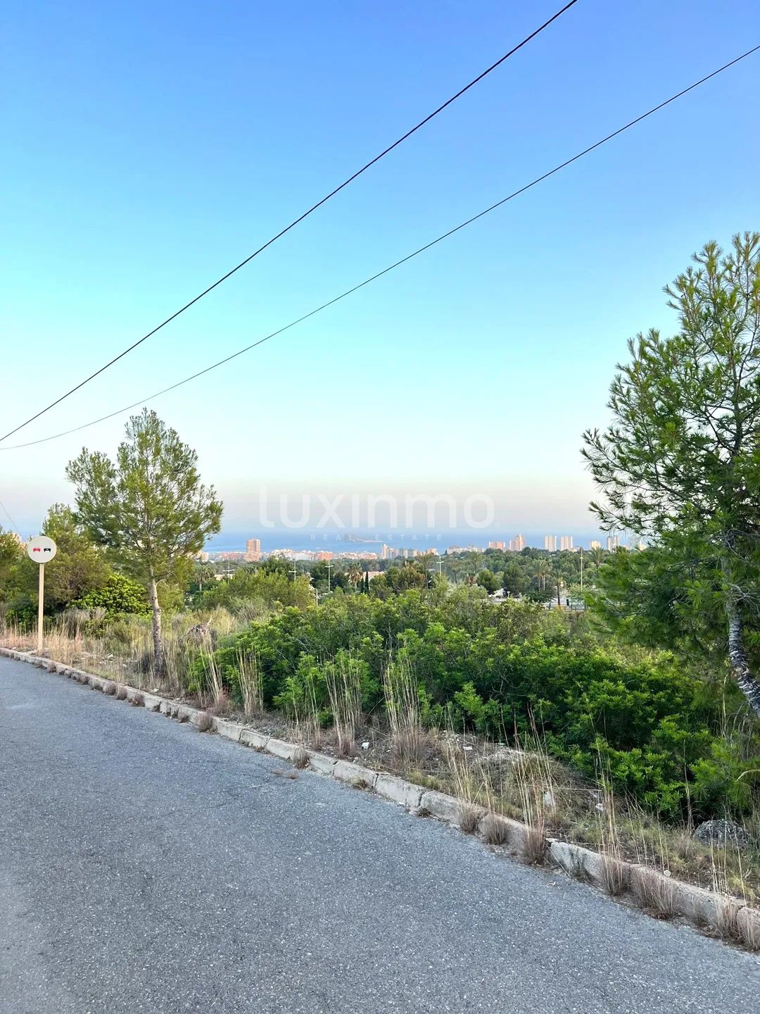Plot with sea views for sale in Benidorm — photo 2