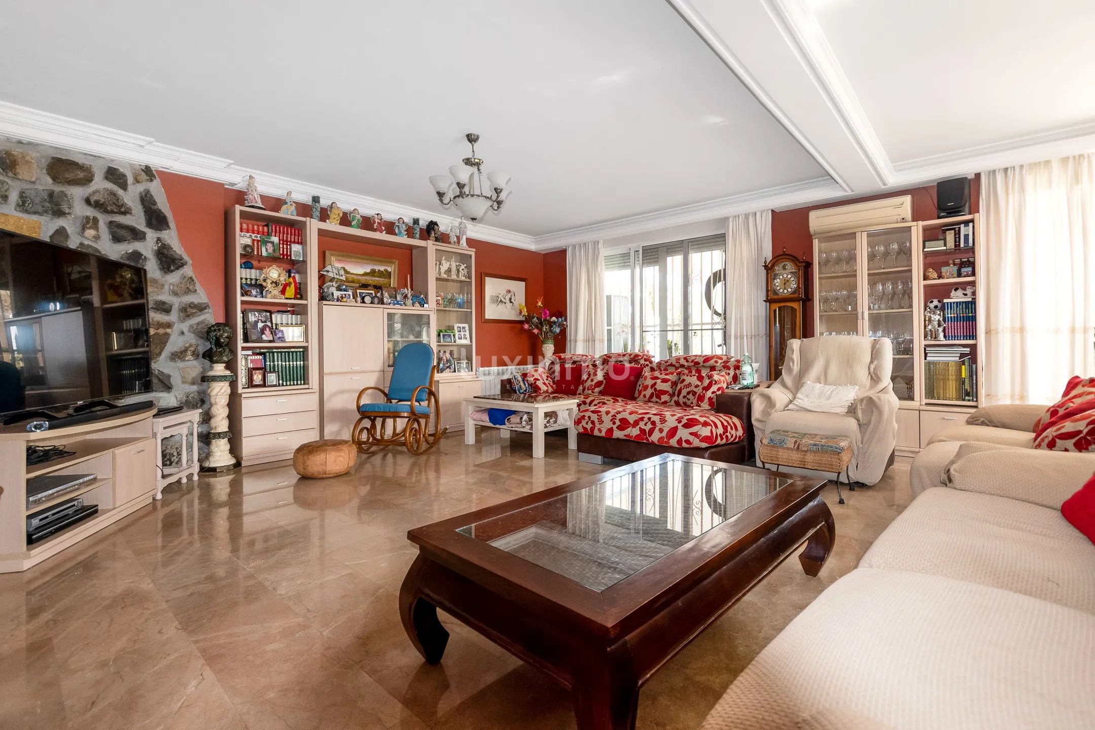 Вилла с бассейном на продажу в Альфаз — photo 7