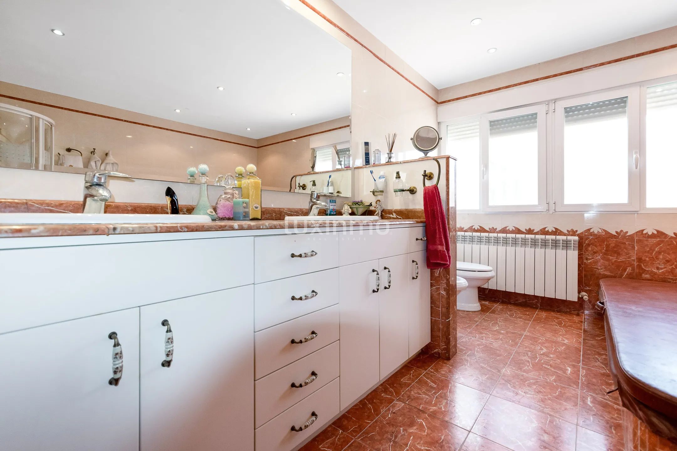 Вилла с бассейном на продажу в Альфаз — photo 23