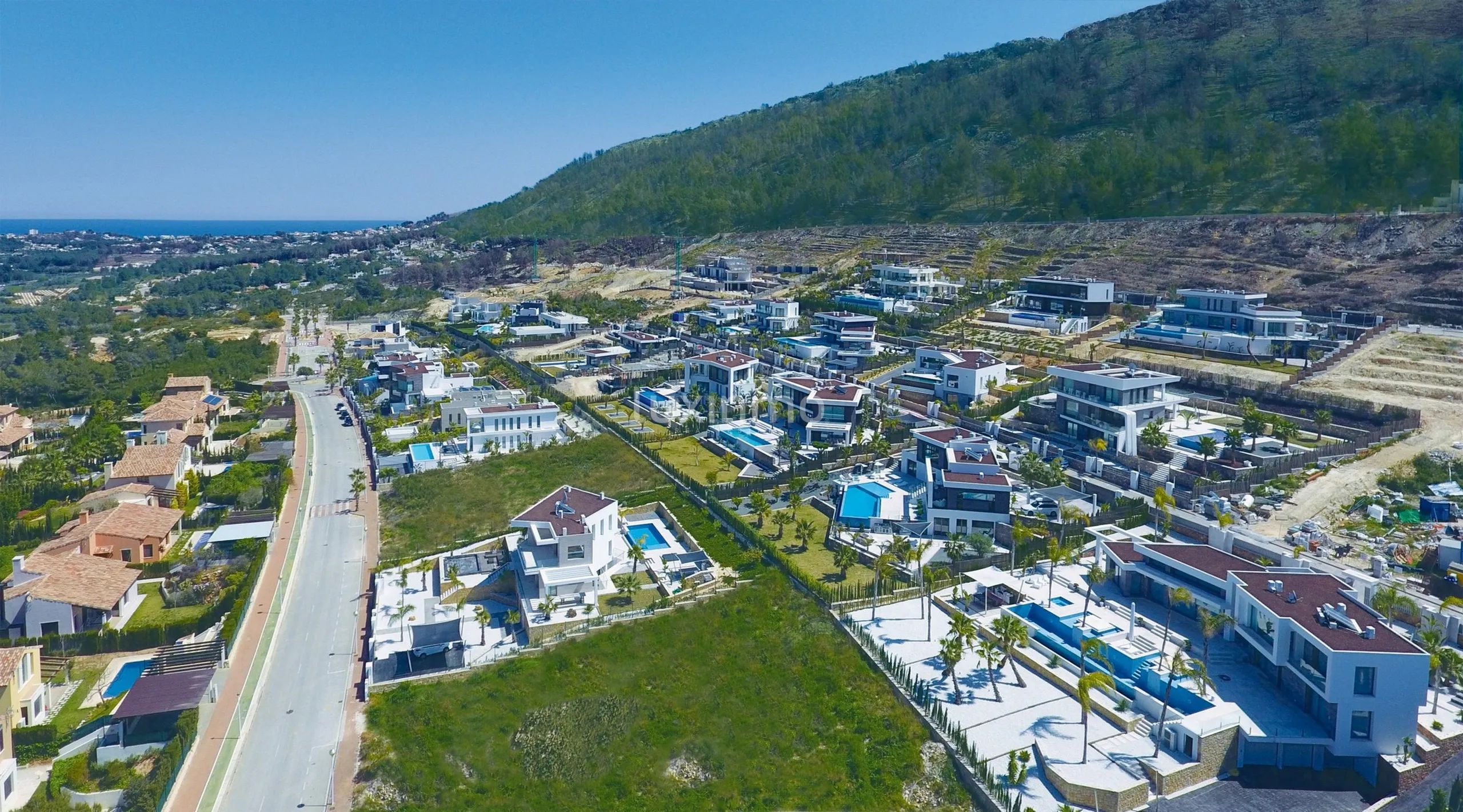 Impresionante villa moderna con vistas al mar en Javea — photo 8