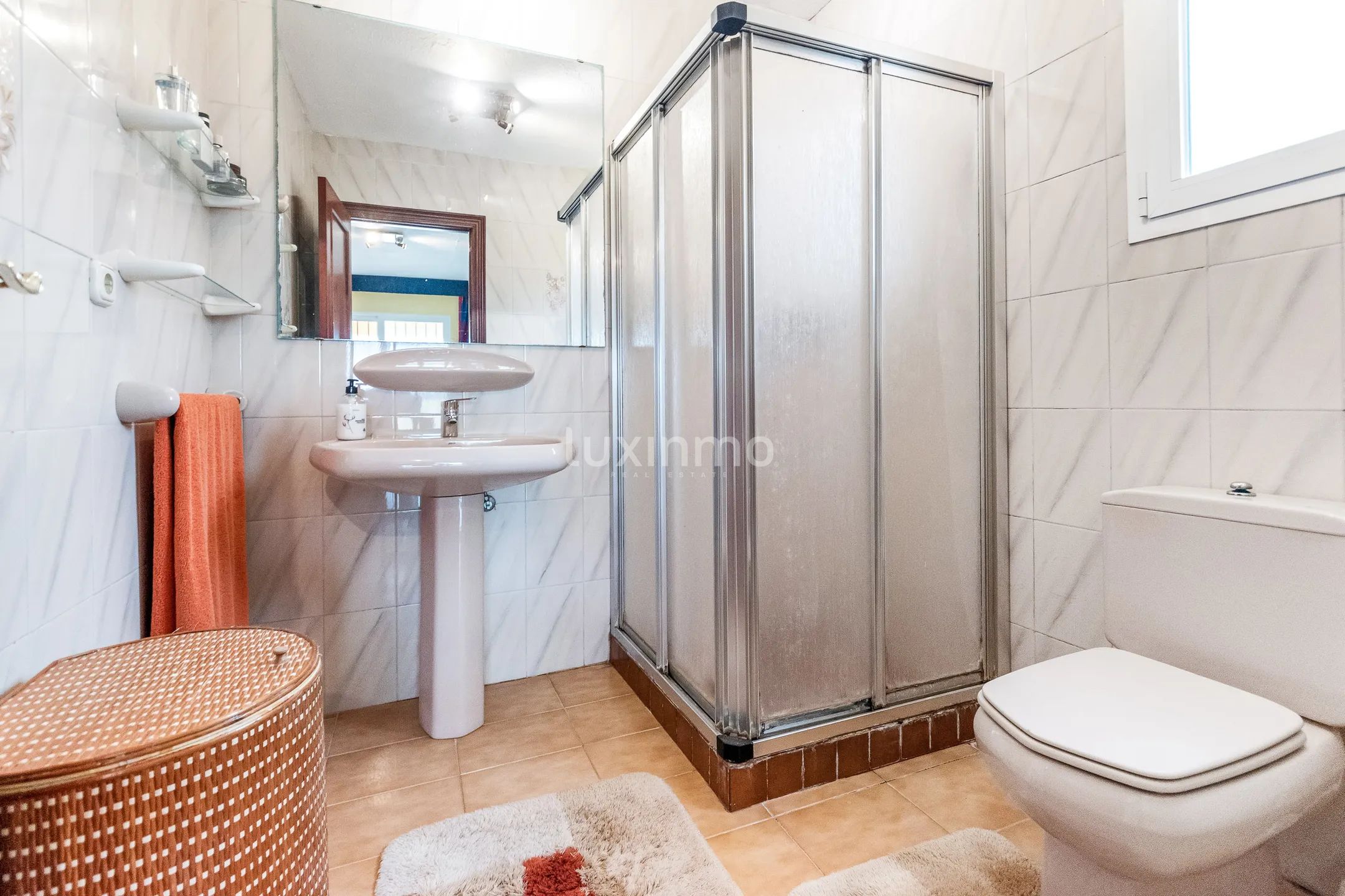 Mediterrane villa te koop met zeezicht in Alfas del Pi — photo 20