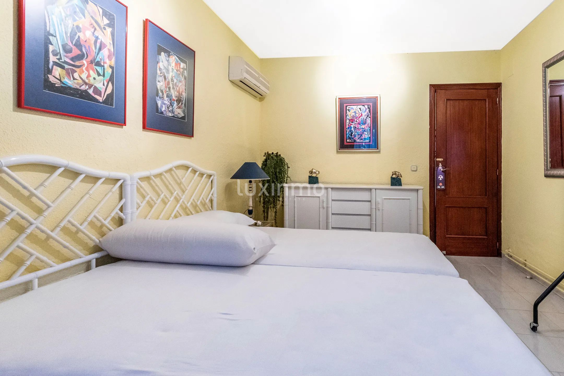 Mediterrane villa te koop met zeezicht in Alfas del Pi — photo 22