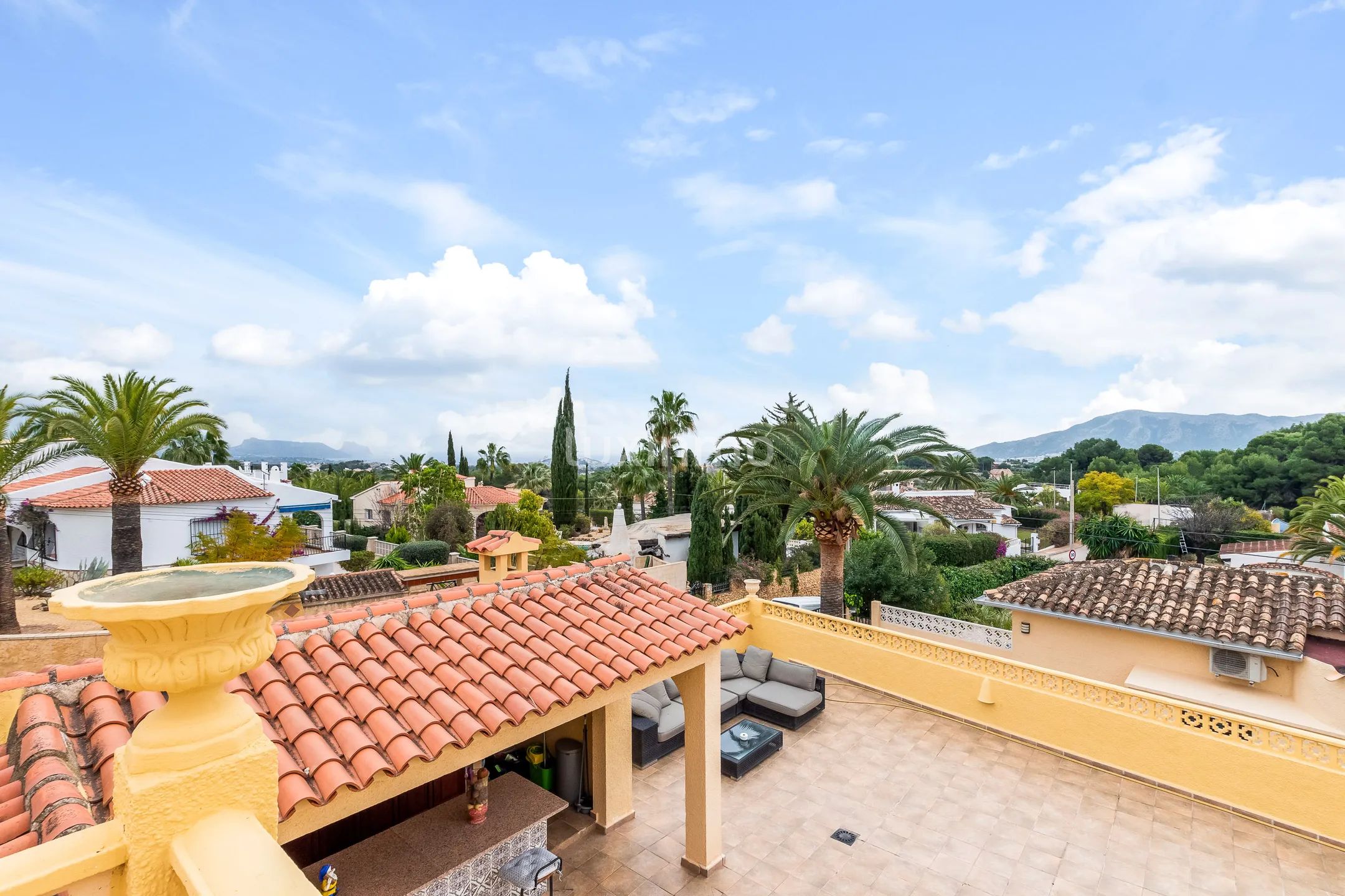 Mediterrane villa te koop met zeezicht in Alfas del Pi — photo 16