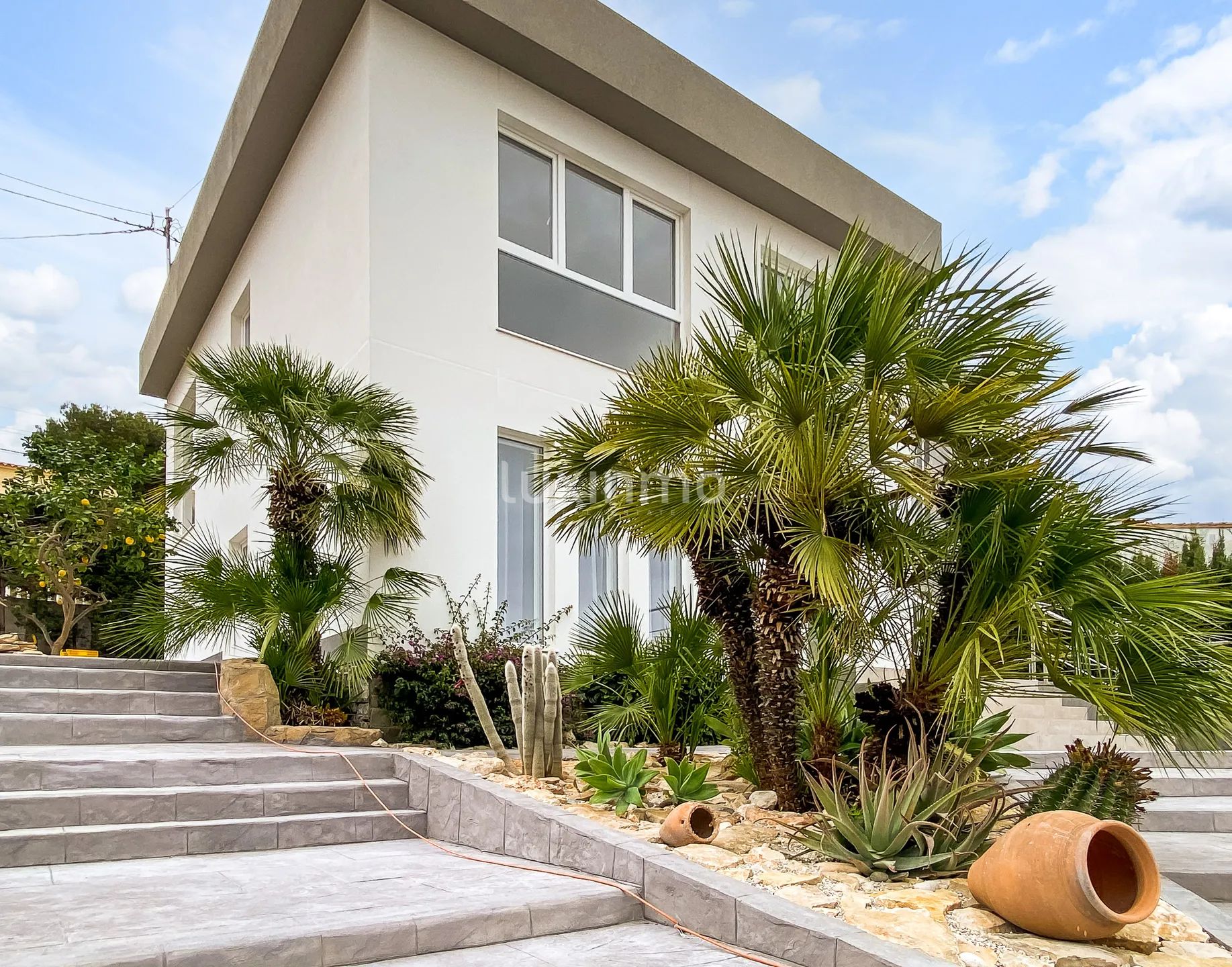 Ausgezeichnete brandneue freistehende Villa in Calpe