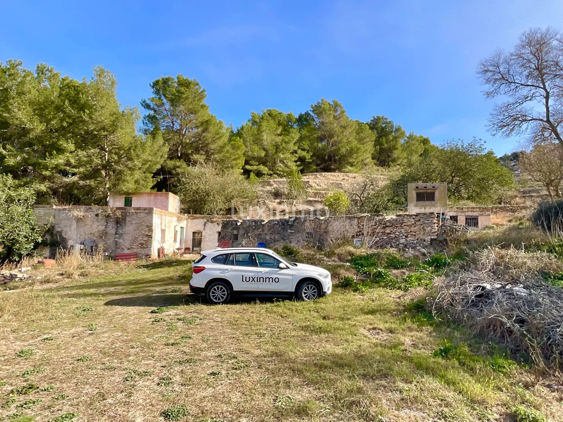 100 jaar oude finca die gerenoveerd moet worden in het idyllische platteland van San Rafael, Ibiza — photo 4