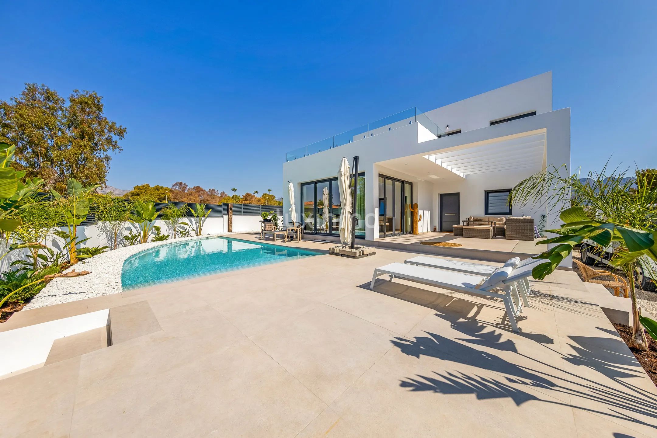 Luxury new build villa with sea view in la Nucia — photo 1