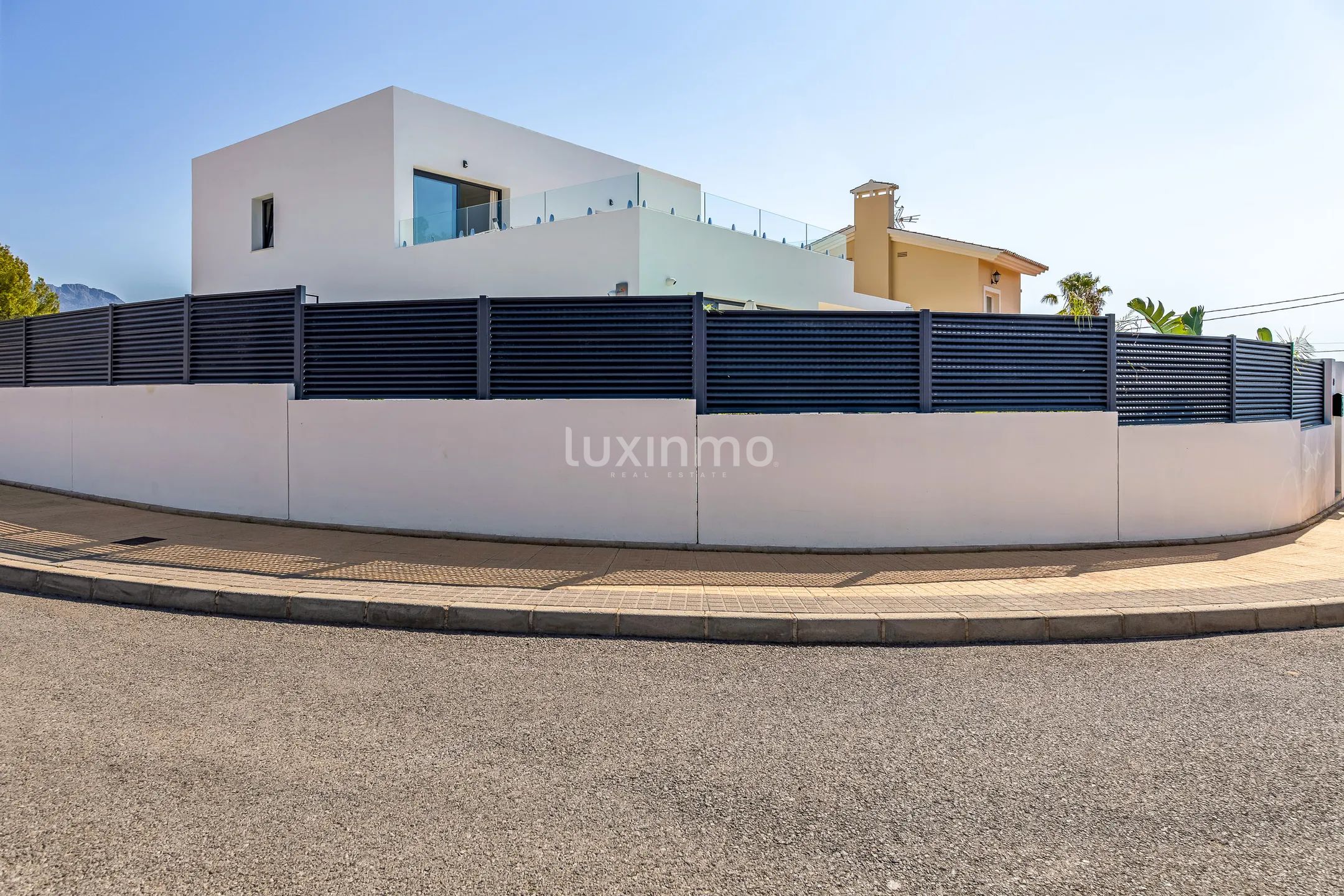 Luxury new build villa with sea view in la Nucia — photo 3