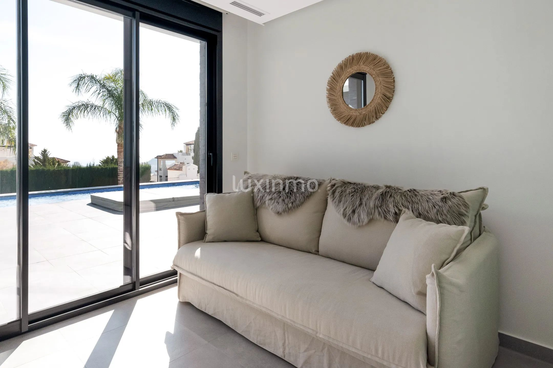 Stunning modern villa with sea views in Sierra Cortina — photo 22