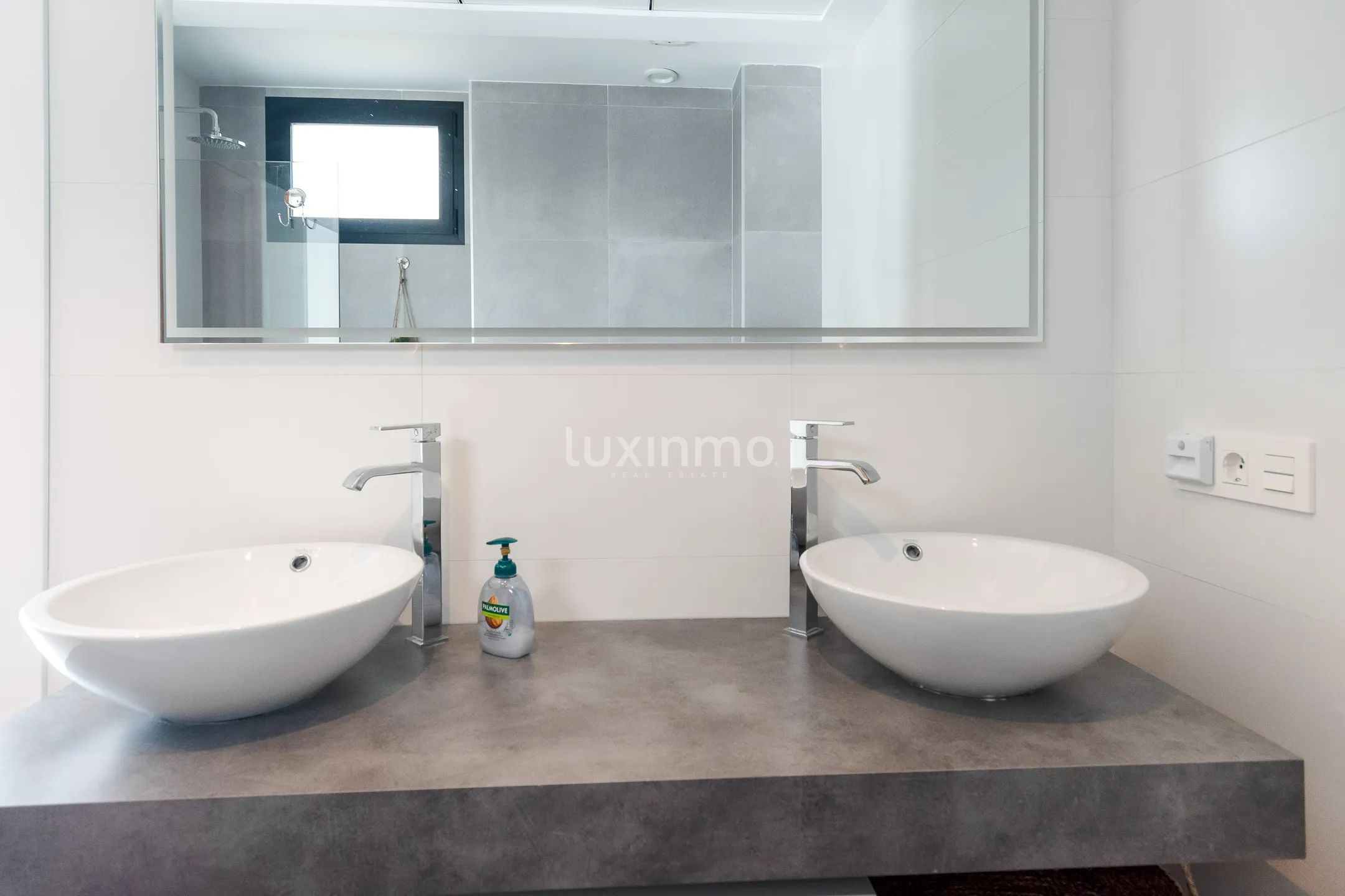 Stunning modern villa with sea views in Sierra Cortina — photo 17