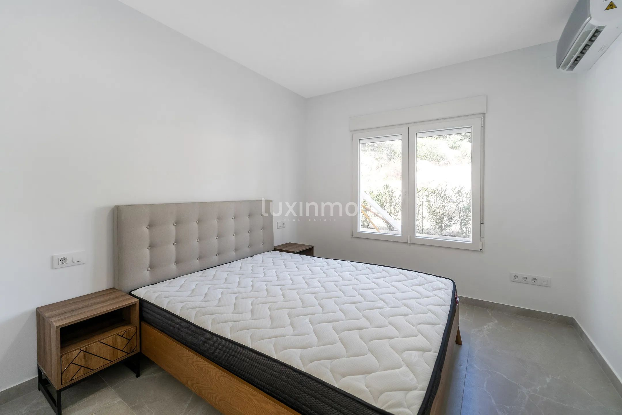Impresionante chalet moderno con vistas a la montaña en Moraira — photo 12