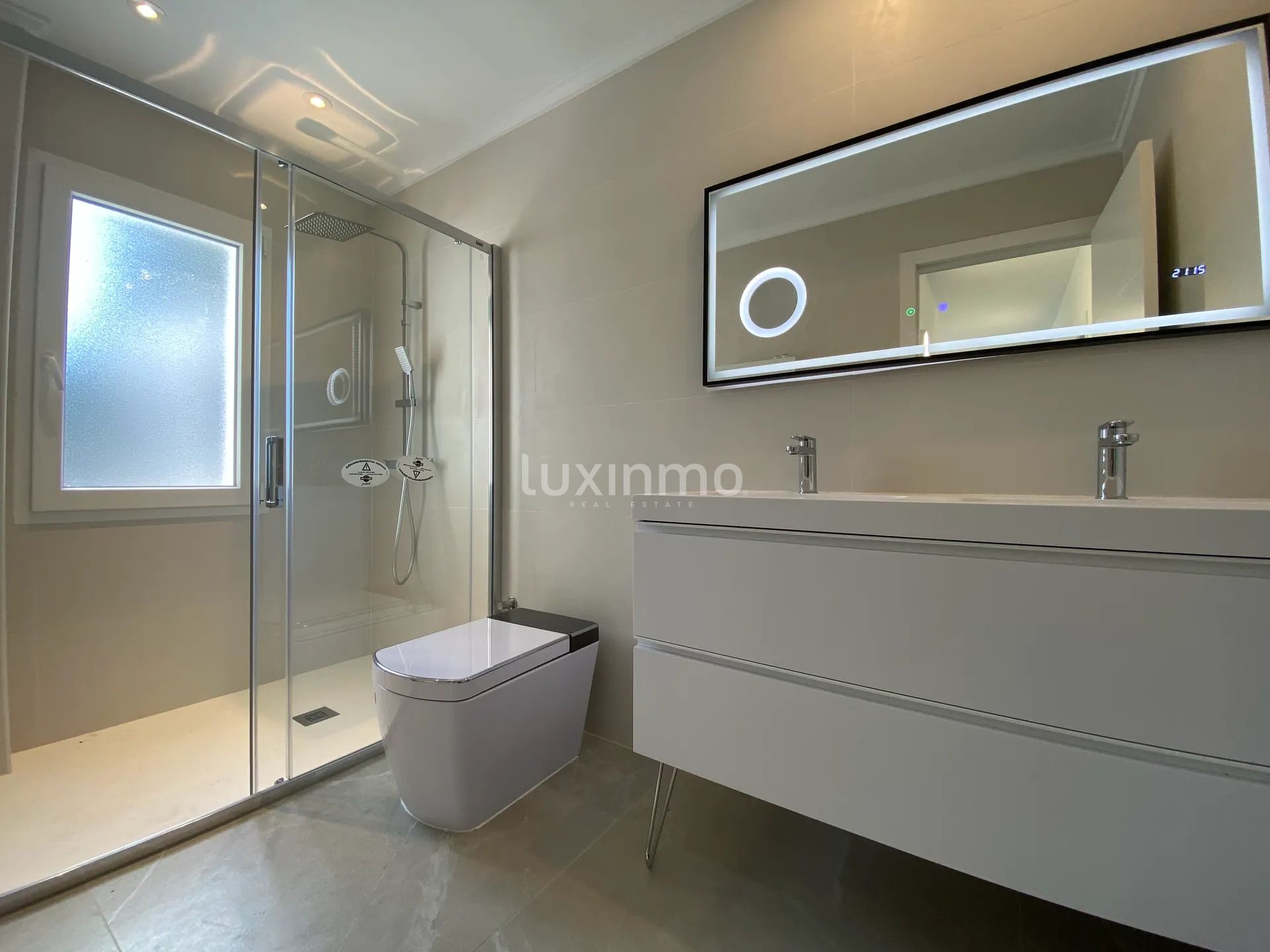 Impresionante chalet moderno con vistas a la montaña en Moraira — photo 18