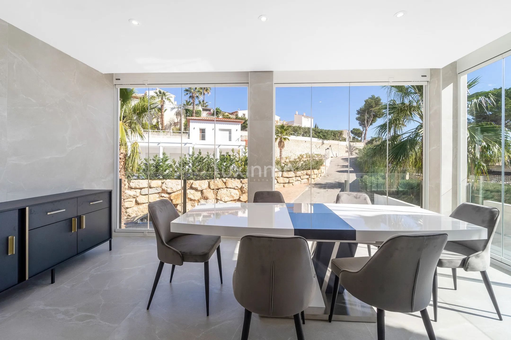 Impresionante chalet moderno con vistas a la montaña en Moraira — photo 8