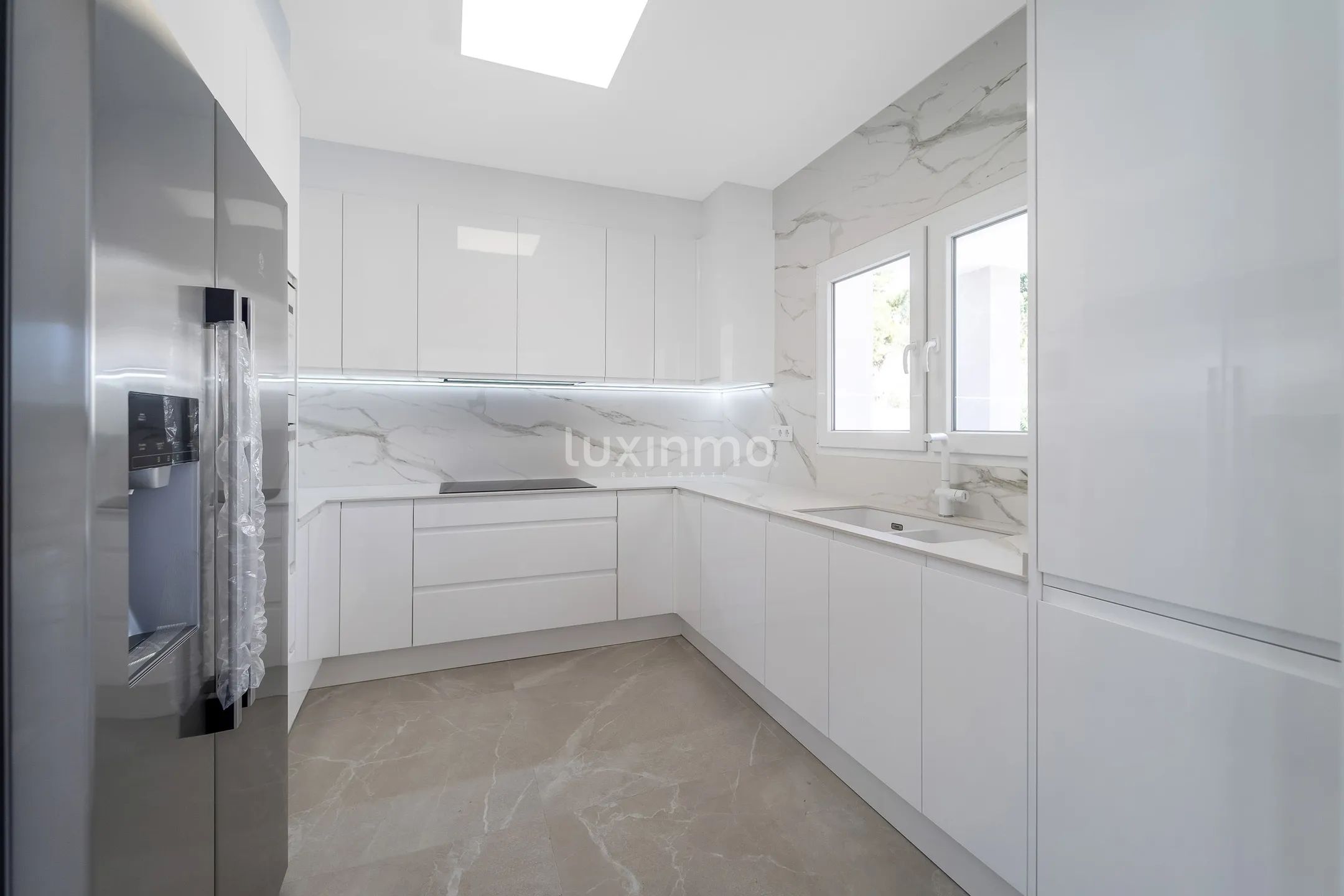 Impresionante chalet moderno con vistas a la montaña en Moraira — photo 10
