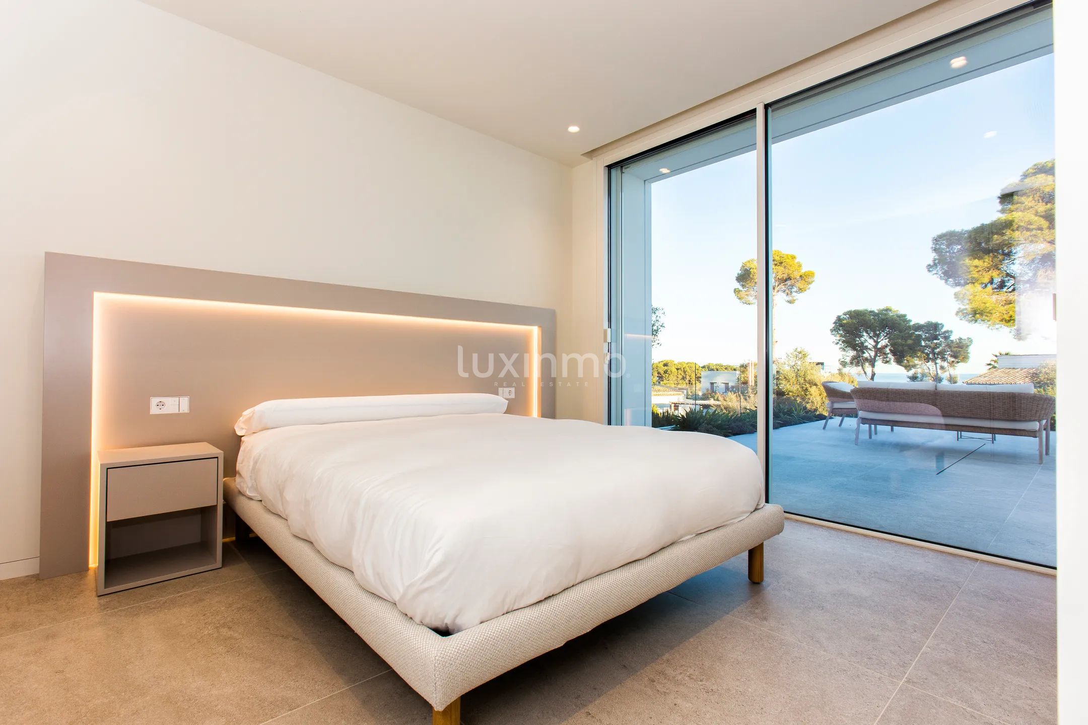 Потрясающий современный дом с видом на море в Ла Фустера Бенисса — photo 21