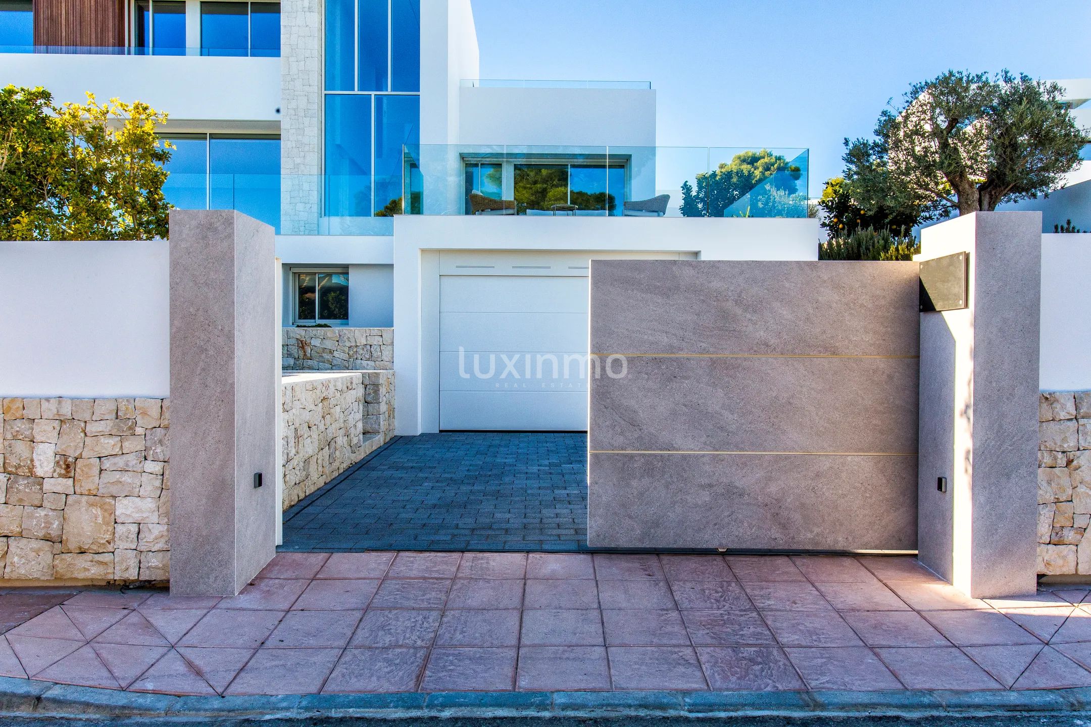 Потрясающий современный дом с видом на море в Ла Фустера Бенисса — photo 30