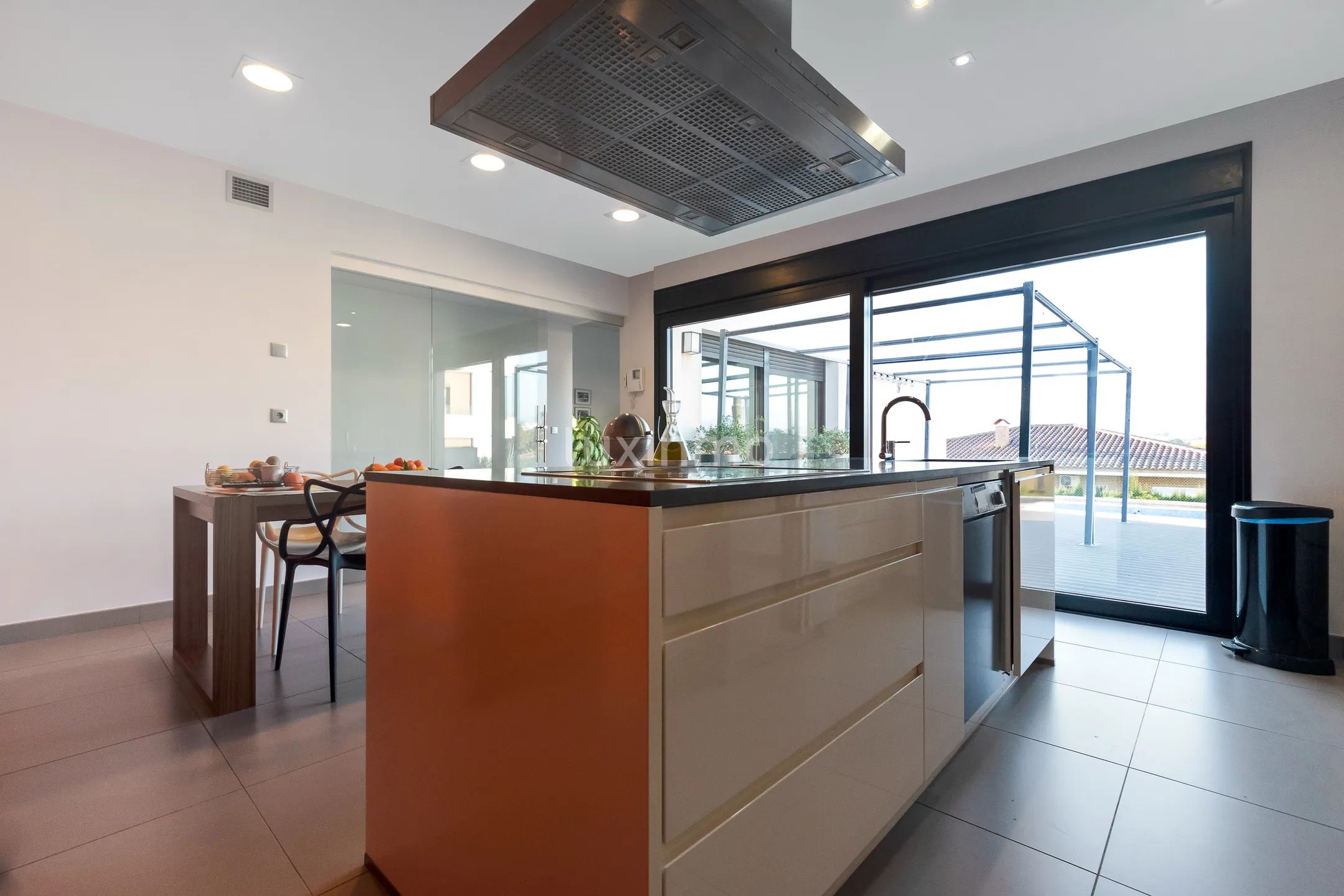 Chalet elegante con piscina privada en Rincón de Loix, Benidorm — photo 7